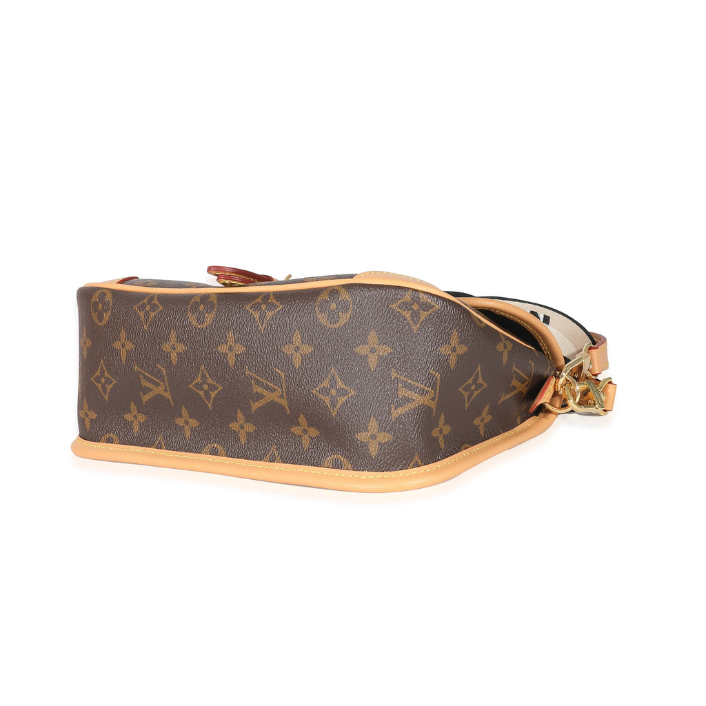 Louis Vuitton Louis Vuitton Monogram Canvas Diane