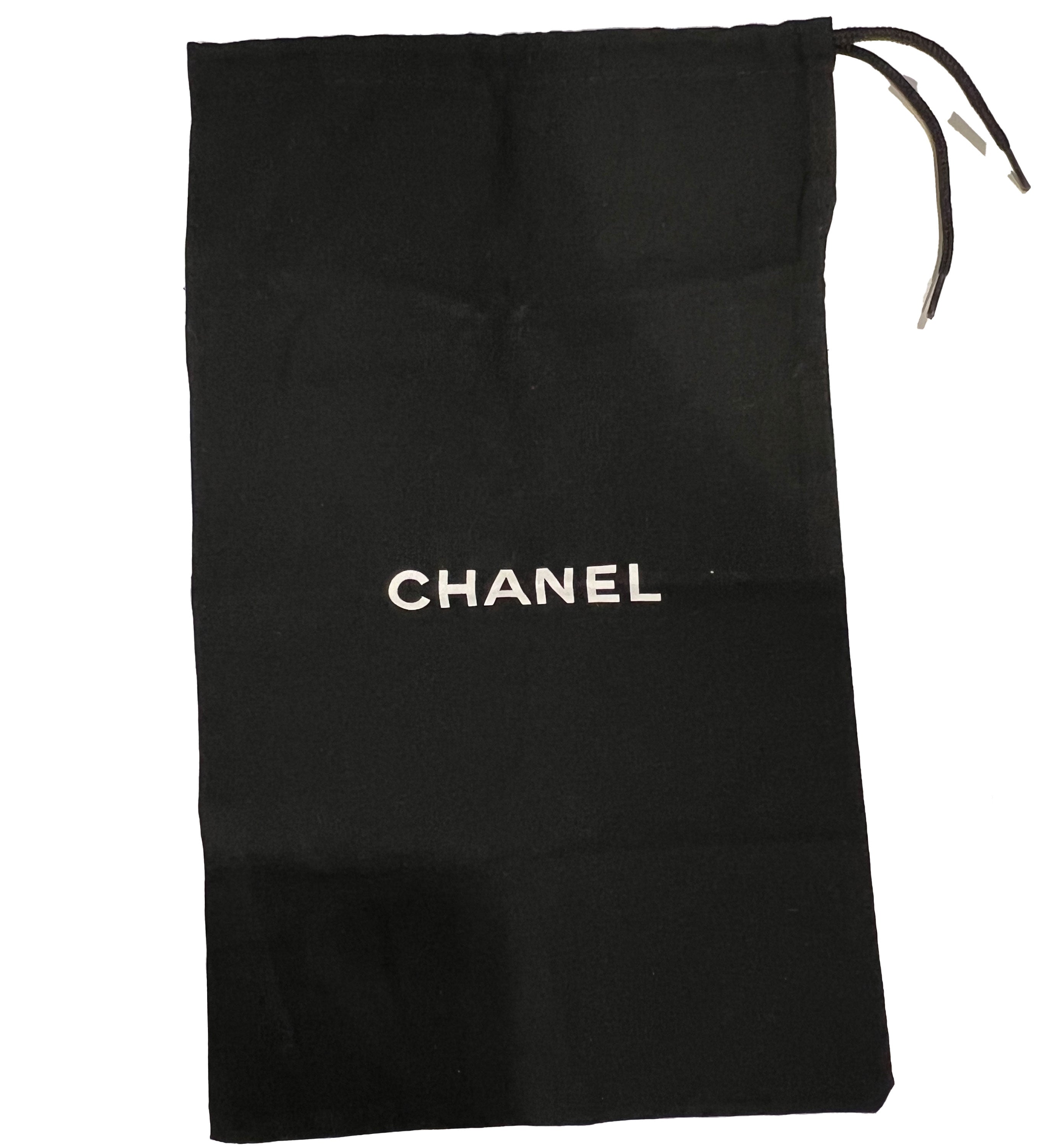 Chanel 2022 Black & White Enamel Gold Plated Logo Belt
