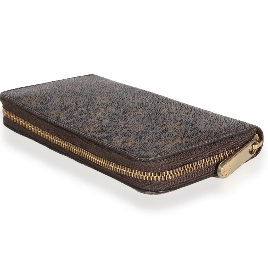 Louis Vuitton Monogram Canvas Zippy Wallet