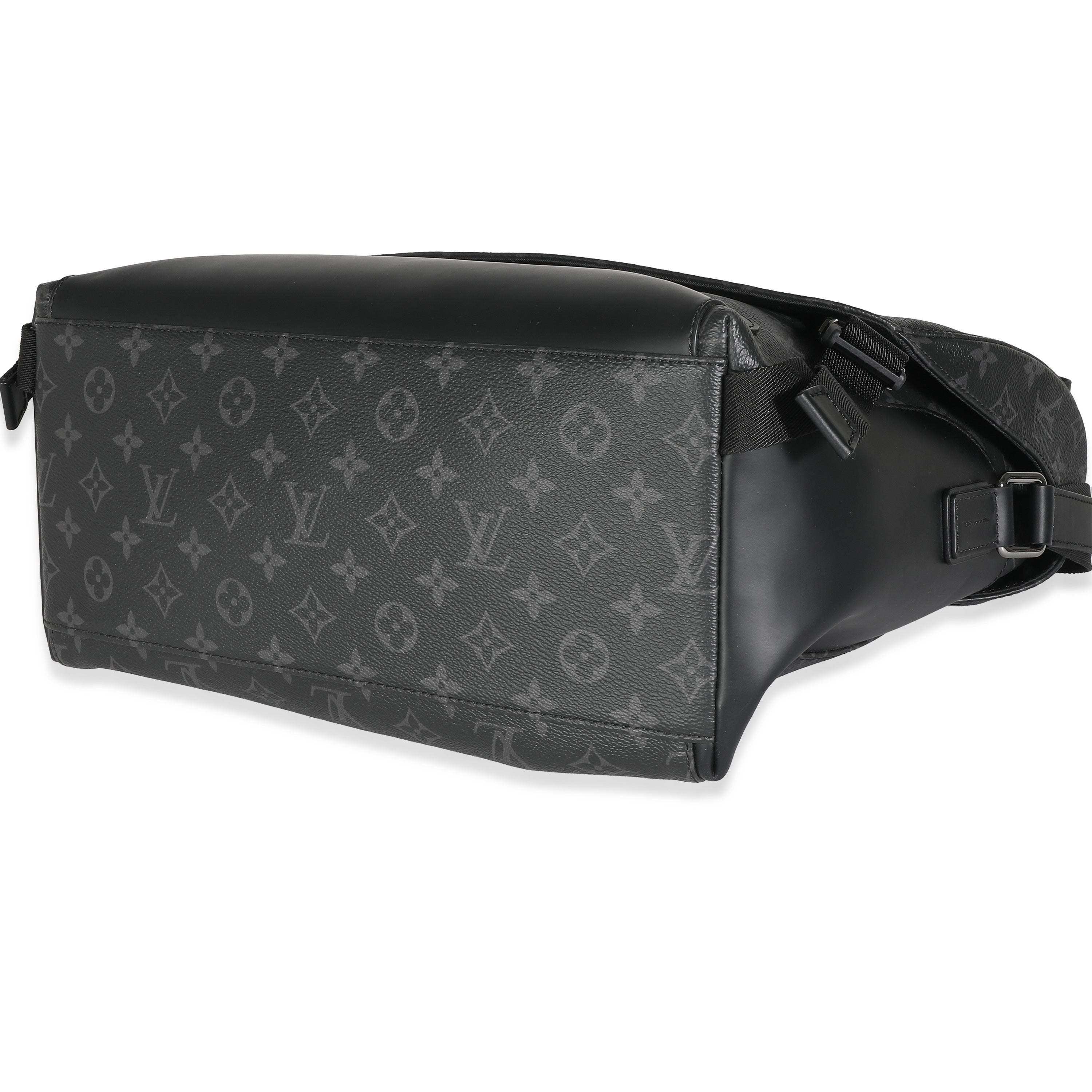 Louis Vuitton Monogram Eclipse Canvas Voyager MM