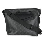 Louis Vuitton Monogram Eclipse Canvas Voyager MM