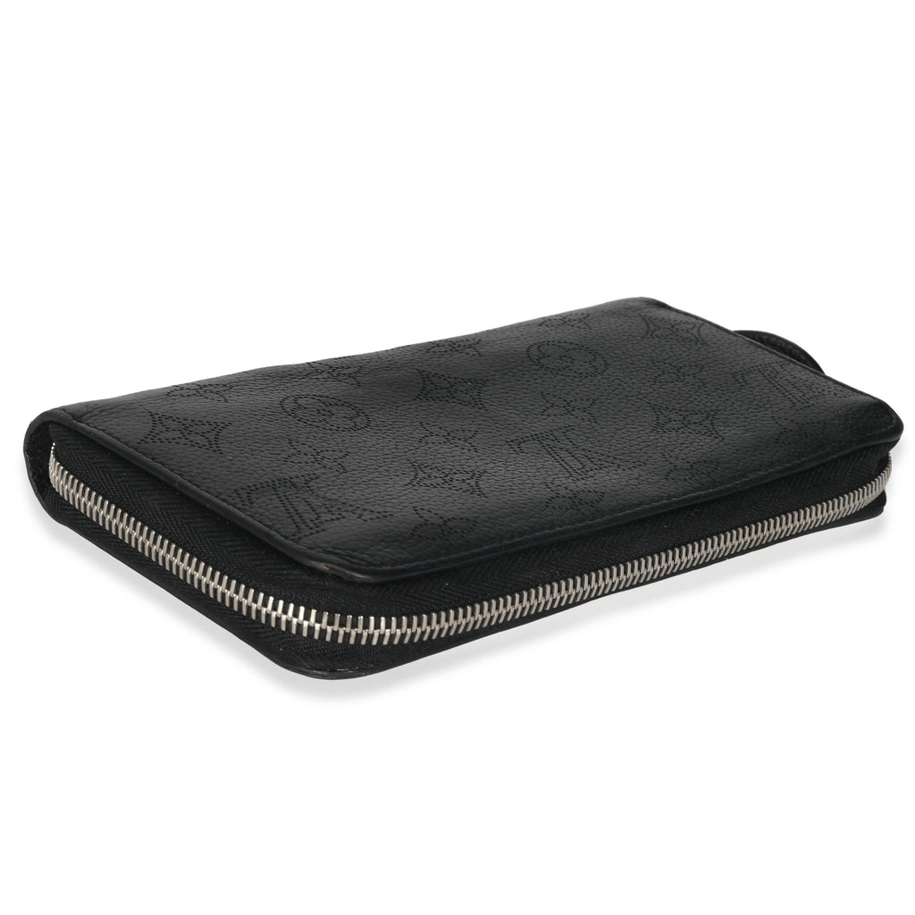Louis Vuitton Black Mahina Zippy Wallet