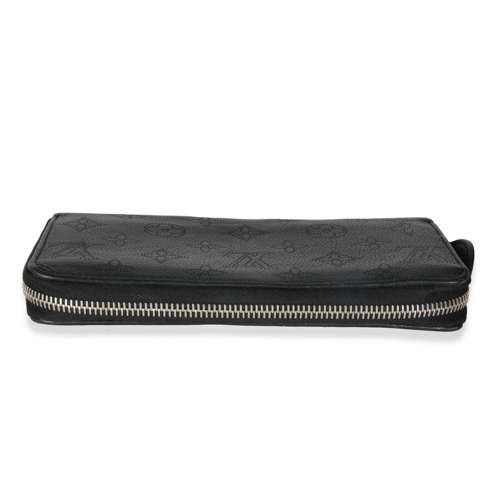 Louis Vuitton Black Mahina Zippy Wallet