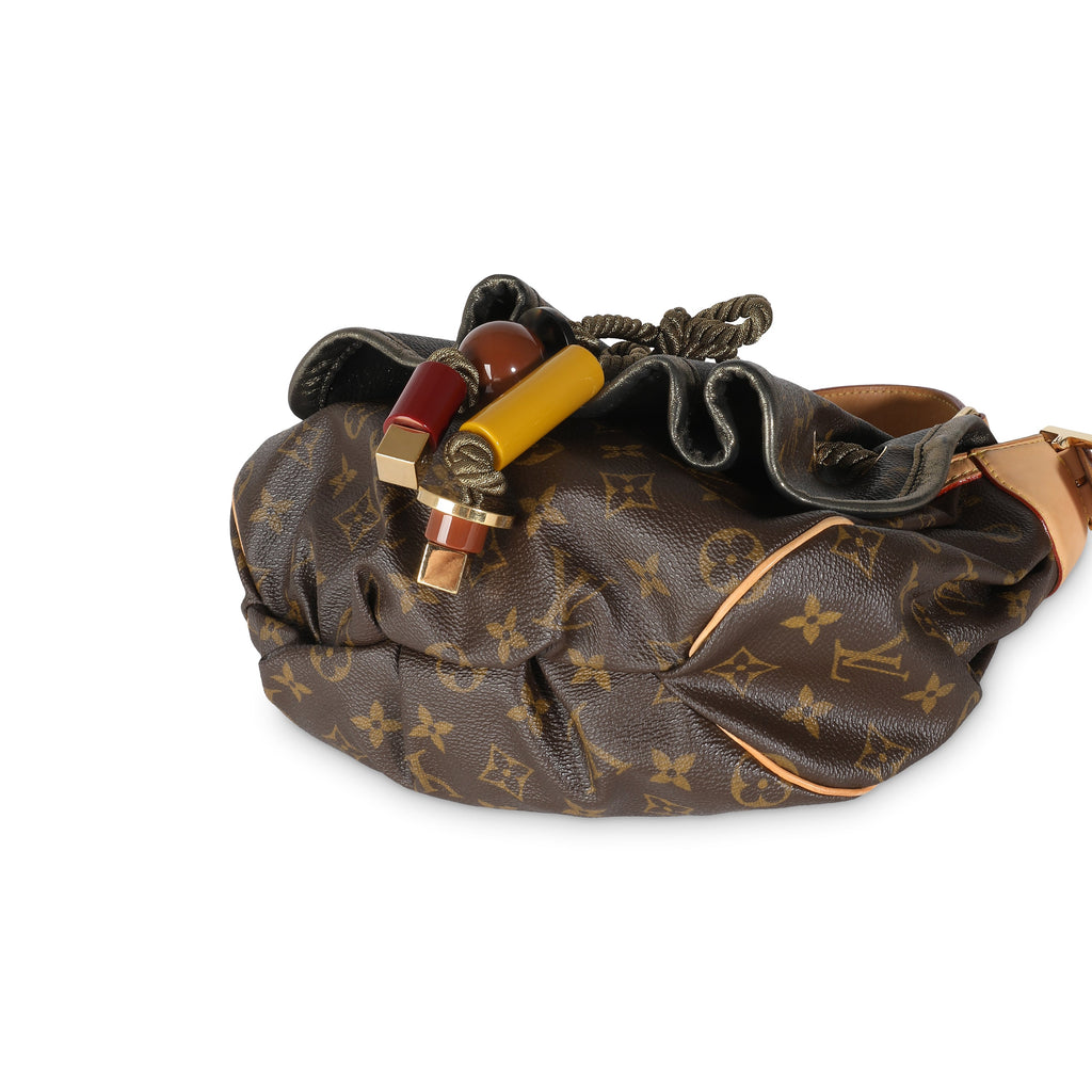 Louis Vuitton Monogram Canvas Kalahari PM