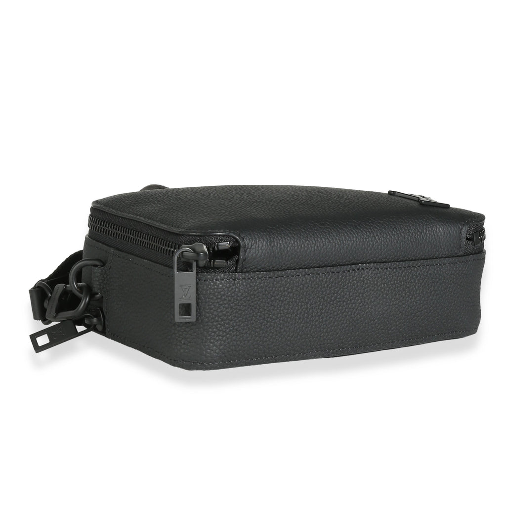 Louis Vuitton Black Taurillon Alpha Wearable Wallet