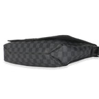 Louis Vuitton Damier Graphite Canvas District Messenger