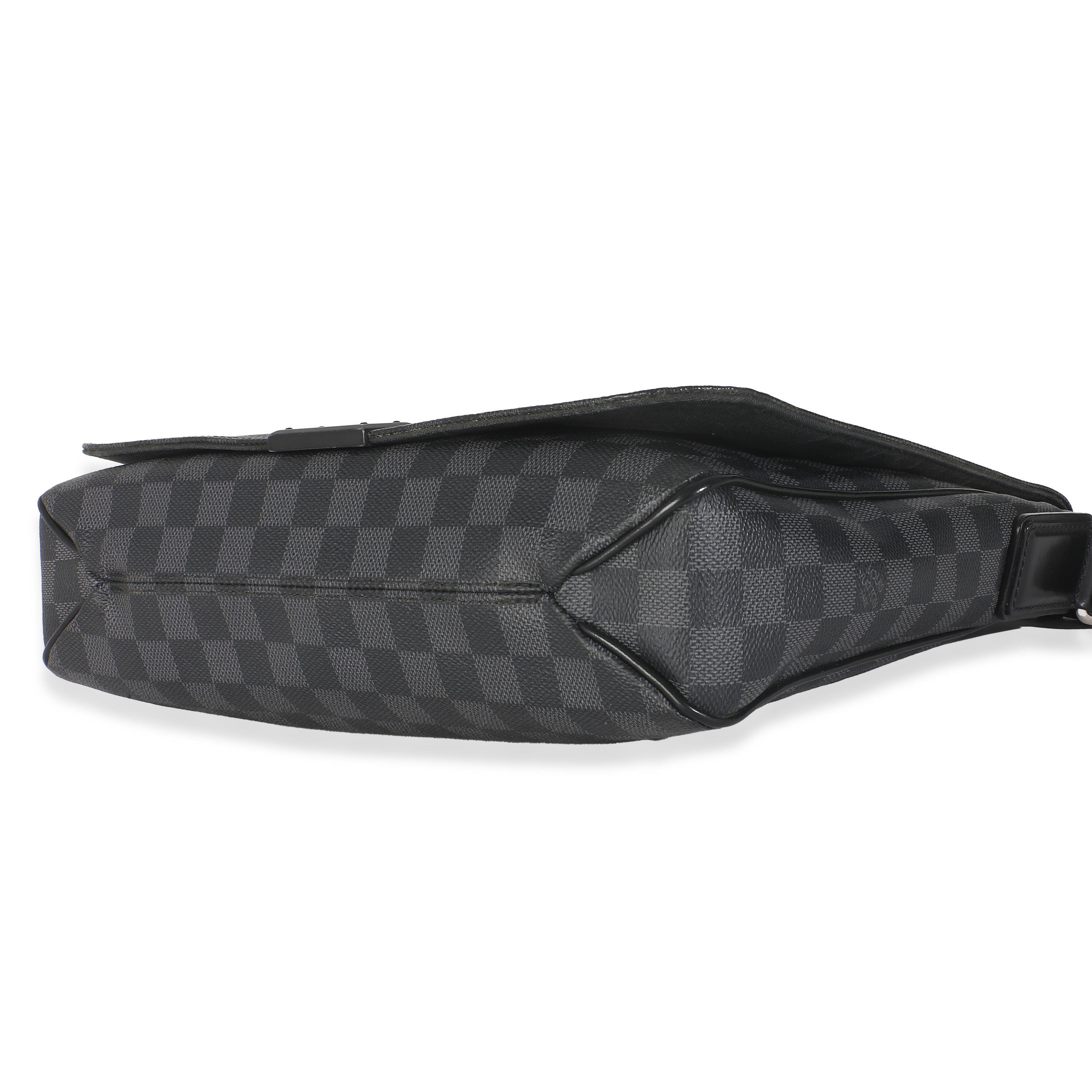 Louis Vuitton Damier Graphite Canvas District Messenger