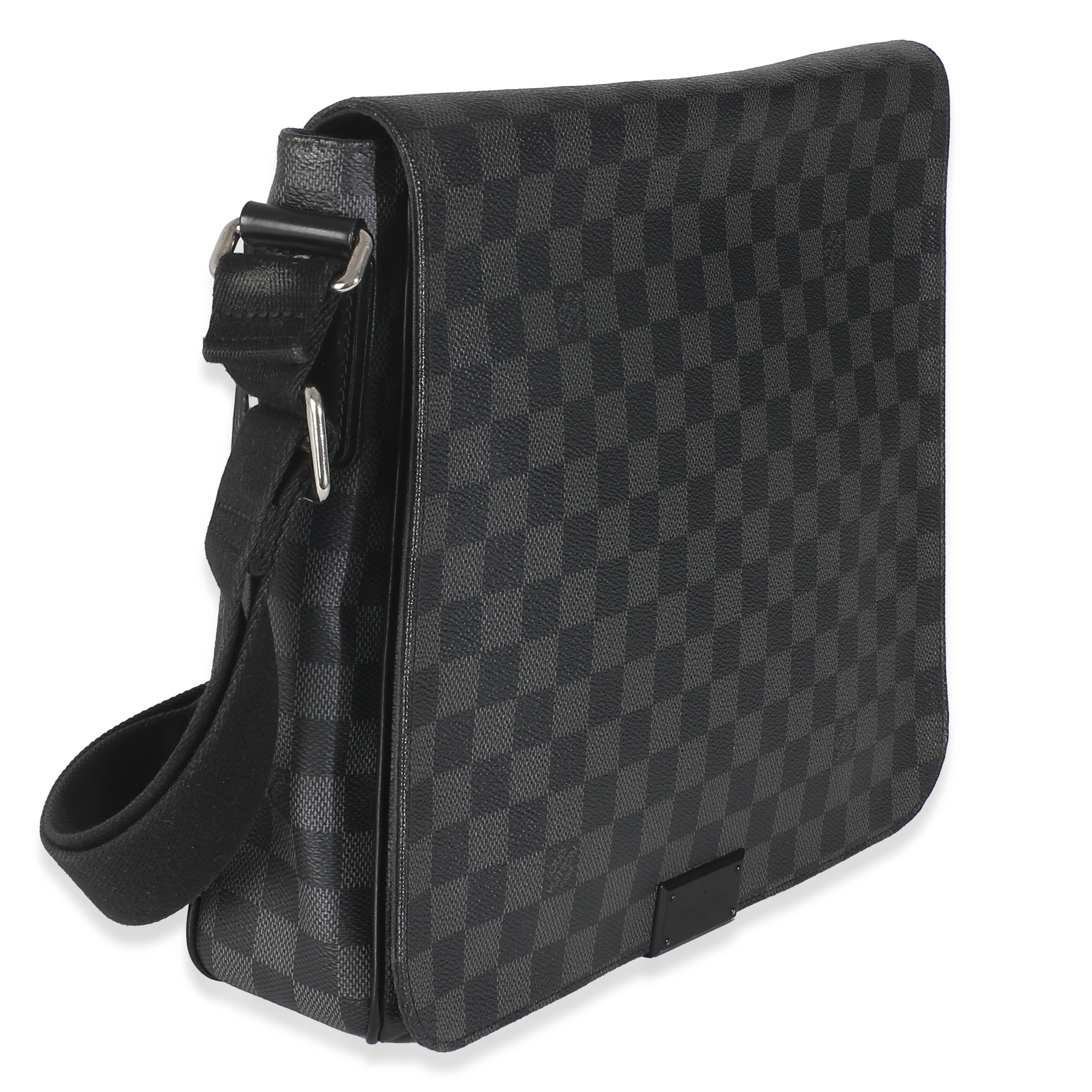Louis Vuitton Damier Graphite Canvas District Messenger