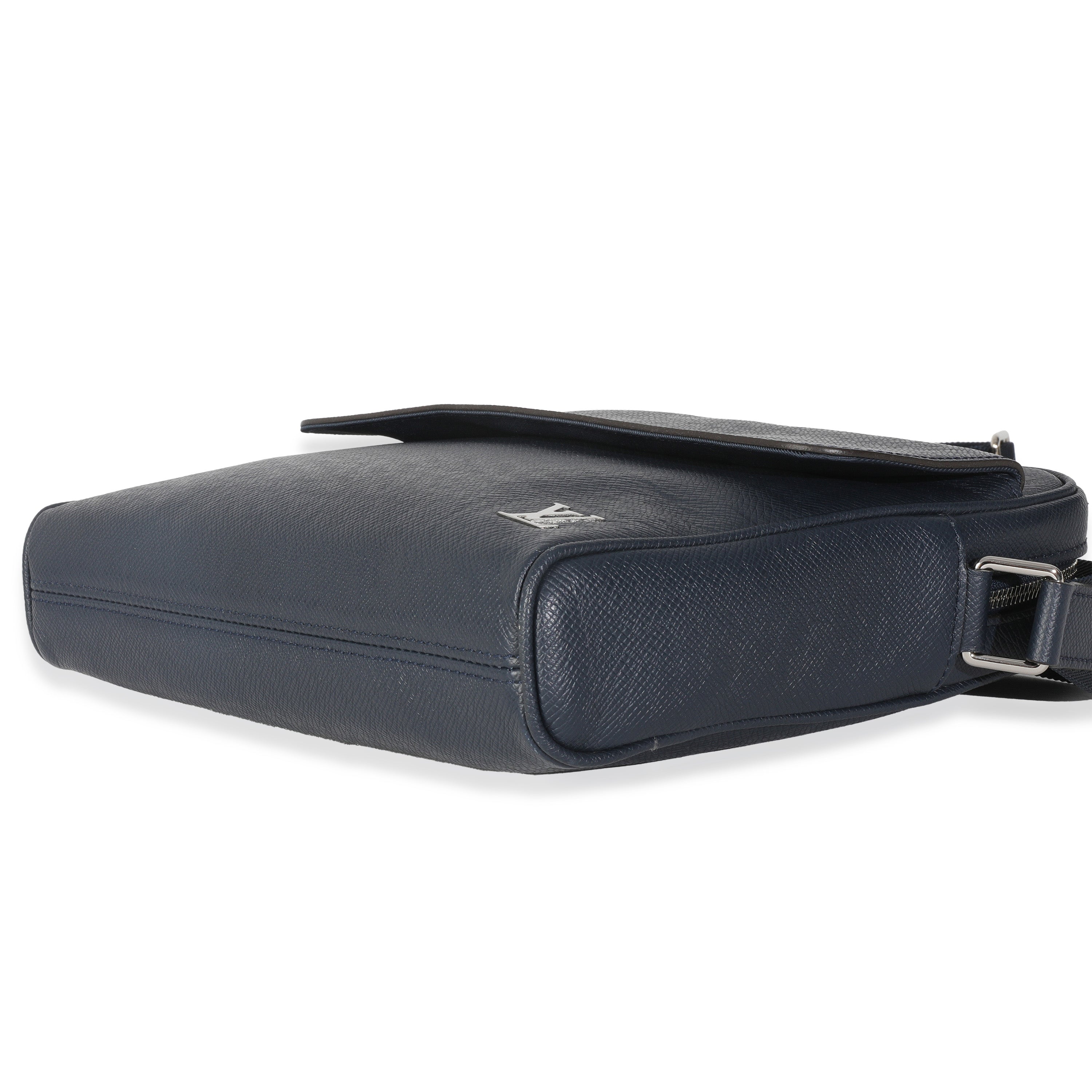 Louis Vuitton Navy Taiga Alex Messenger