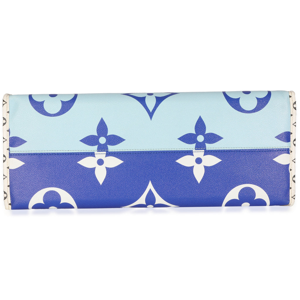 Louis Vuitton Blue Monogram Giant Canvas Queenstown Onthego GM