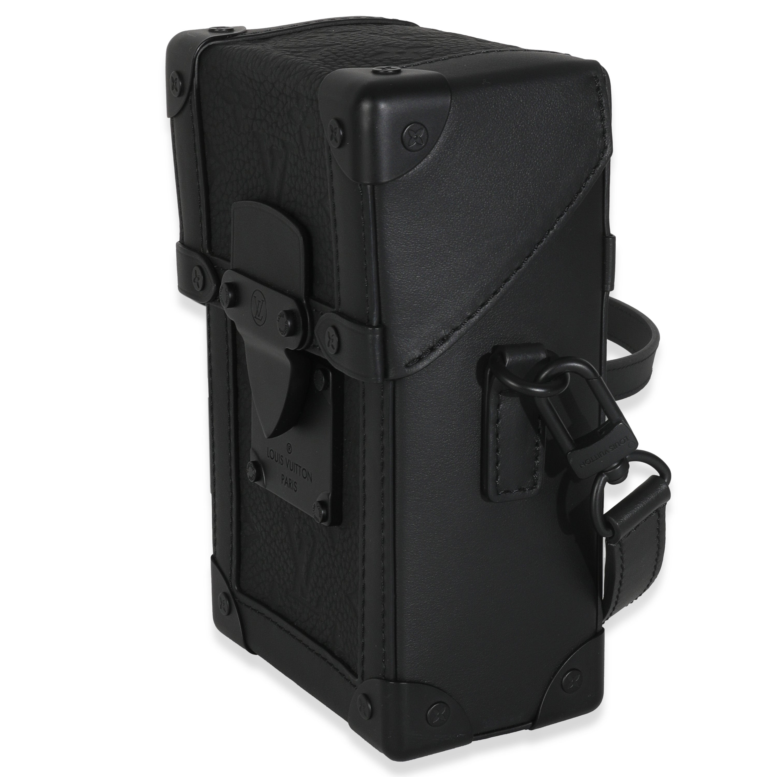 Louis Vuitton Black Taurillon Monogram Vertical Trunk Wearable Wallet
