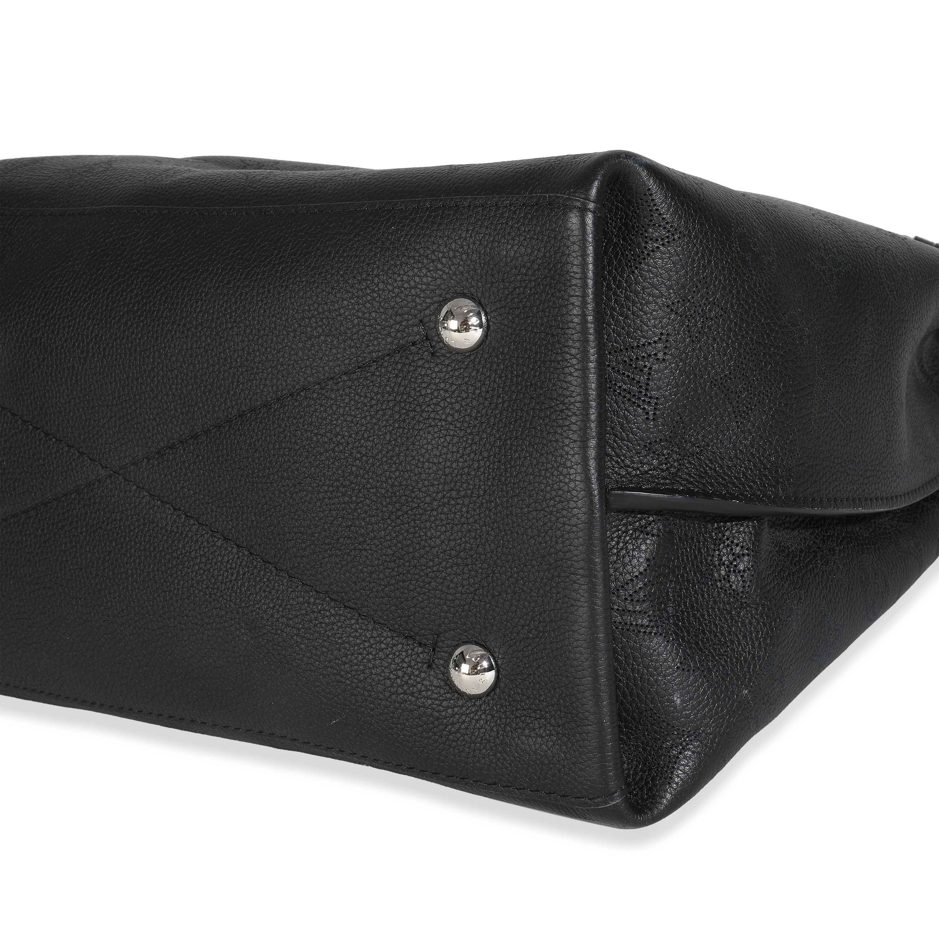 Louis Vuitton Black Monogram Mahina Carmel Hobo