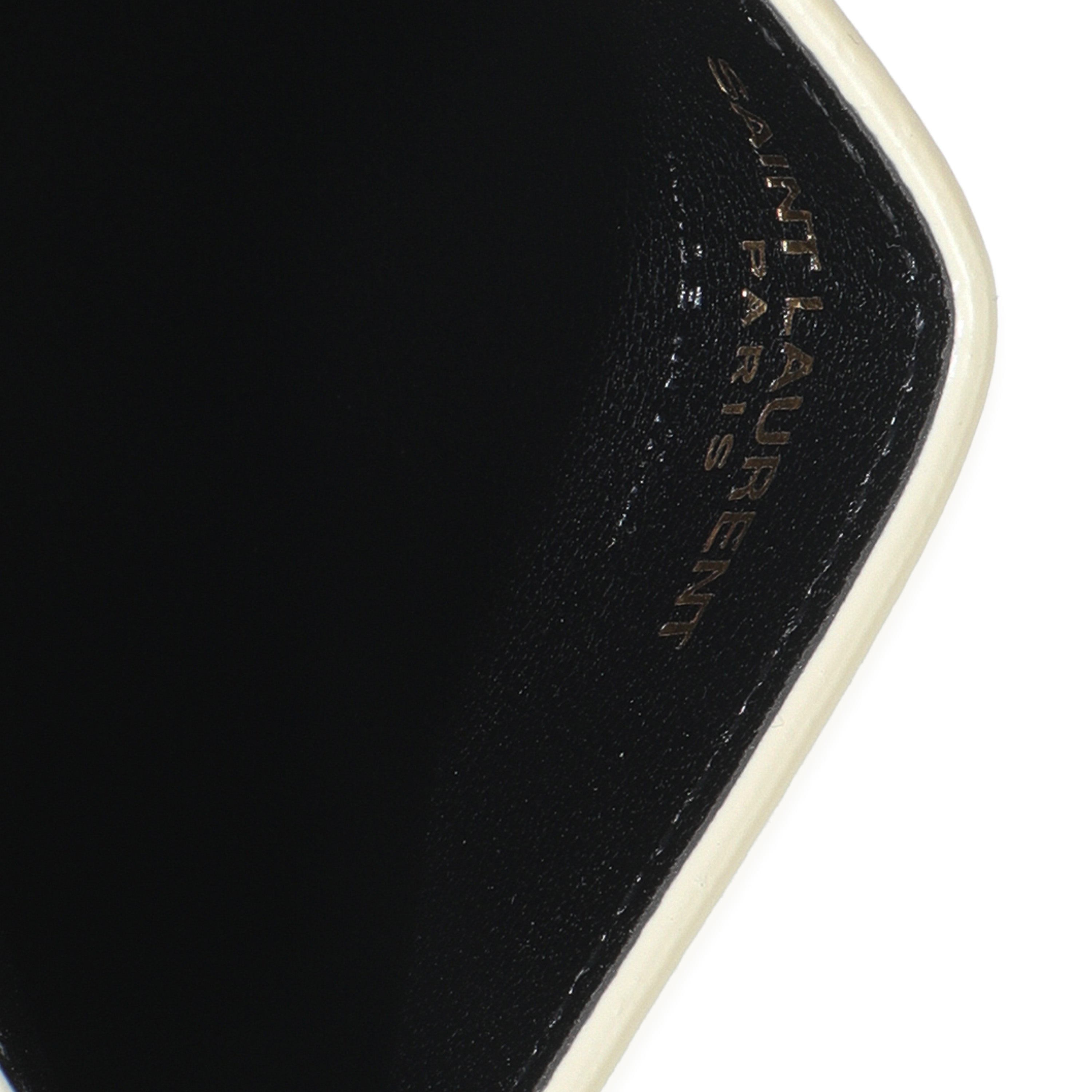 Saint Laurent Blanc Vintage Grain De Poudre Matelasse Cassandre Card Case