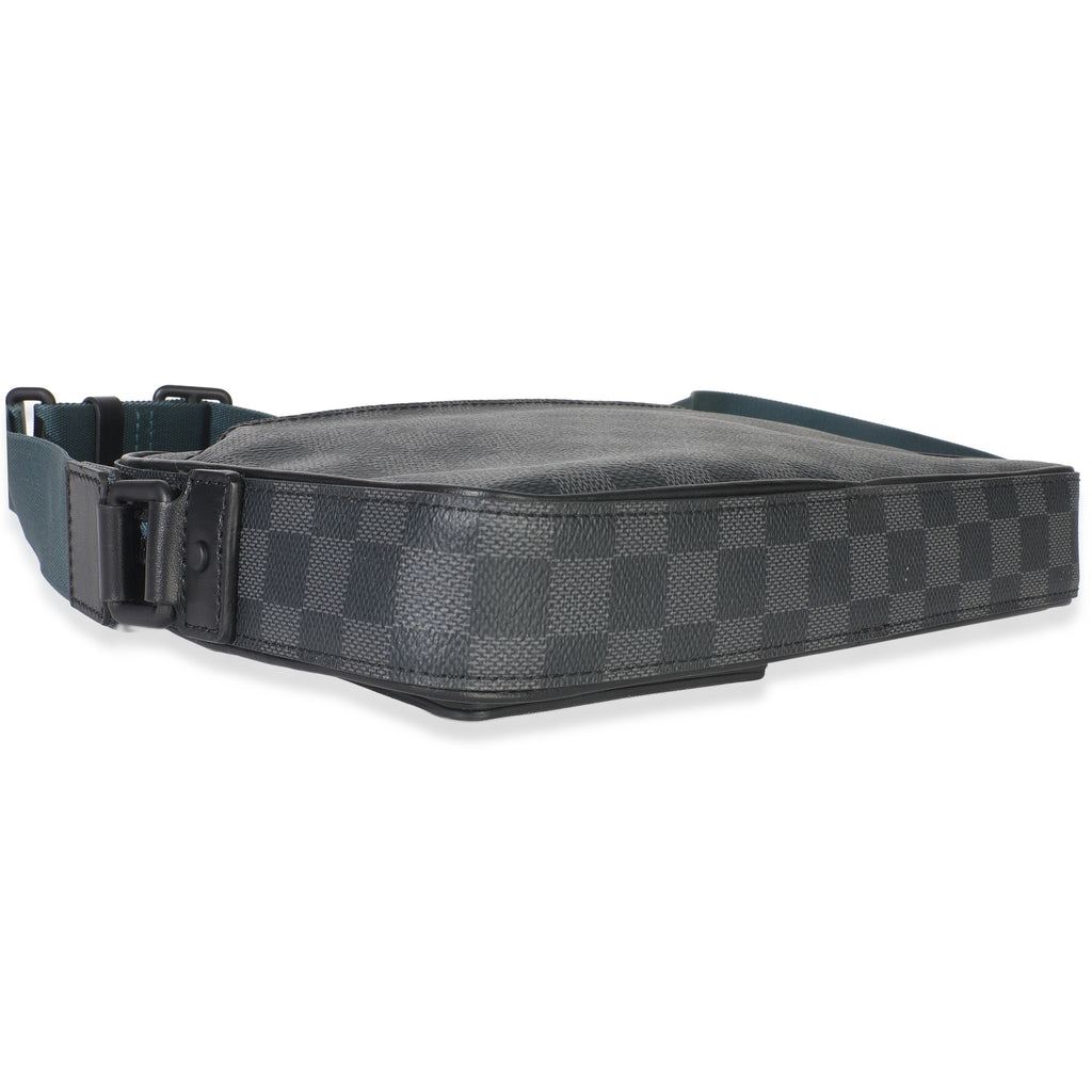 Louis Vuitton Damier Graphite Canvas Alpha Messenger Bag