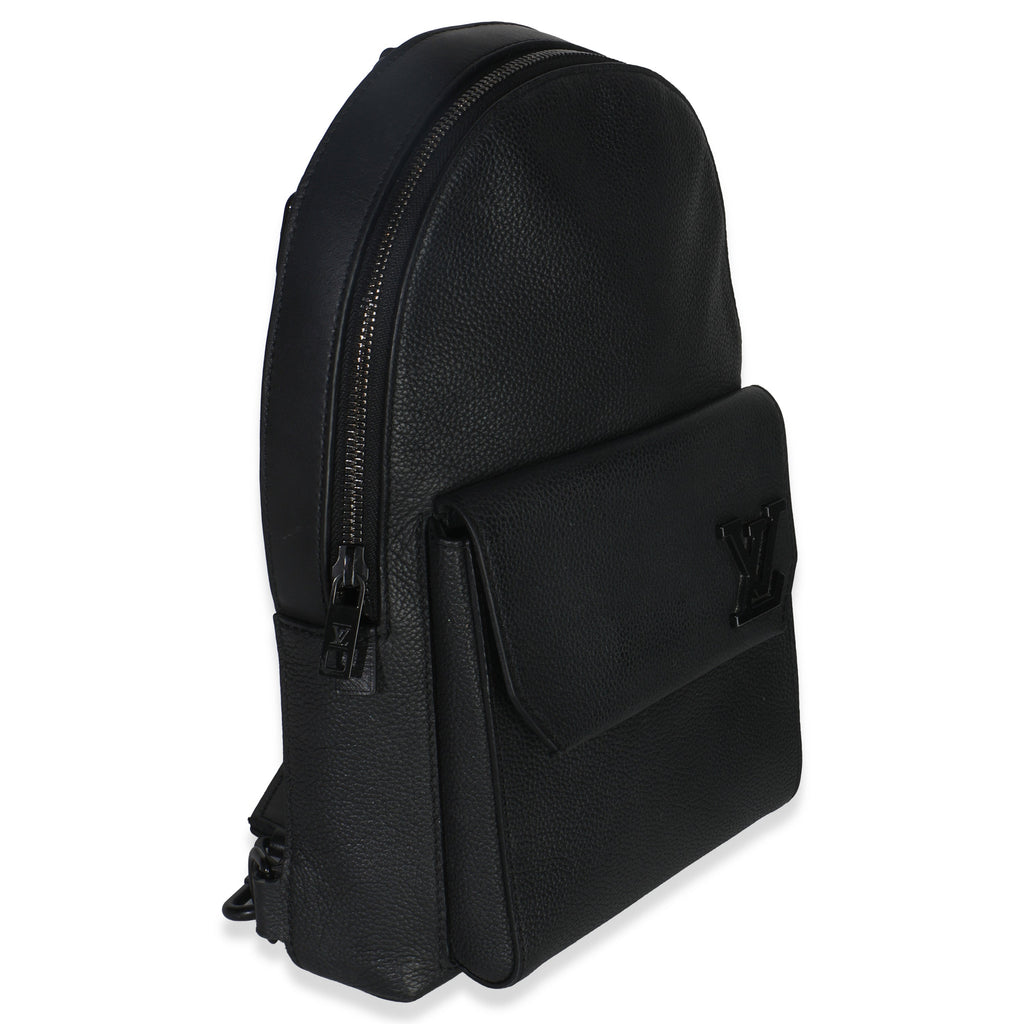 Louis Vuitton Black Waxy Calfskin Aerogram Pilot Slingbag