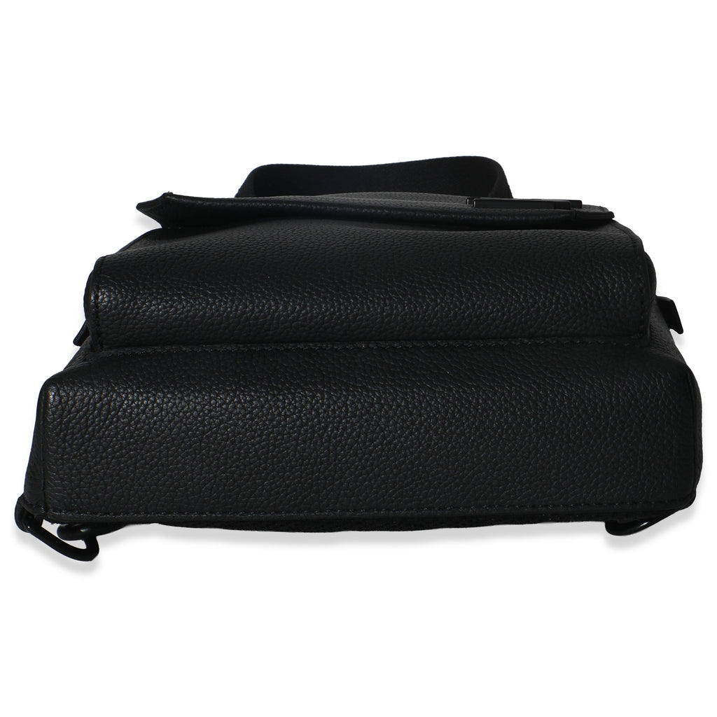 Louis Vuitton Black Waxy Calfskin Aerogram Pilot Slingbag