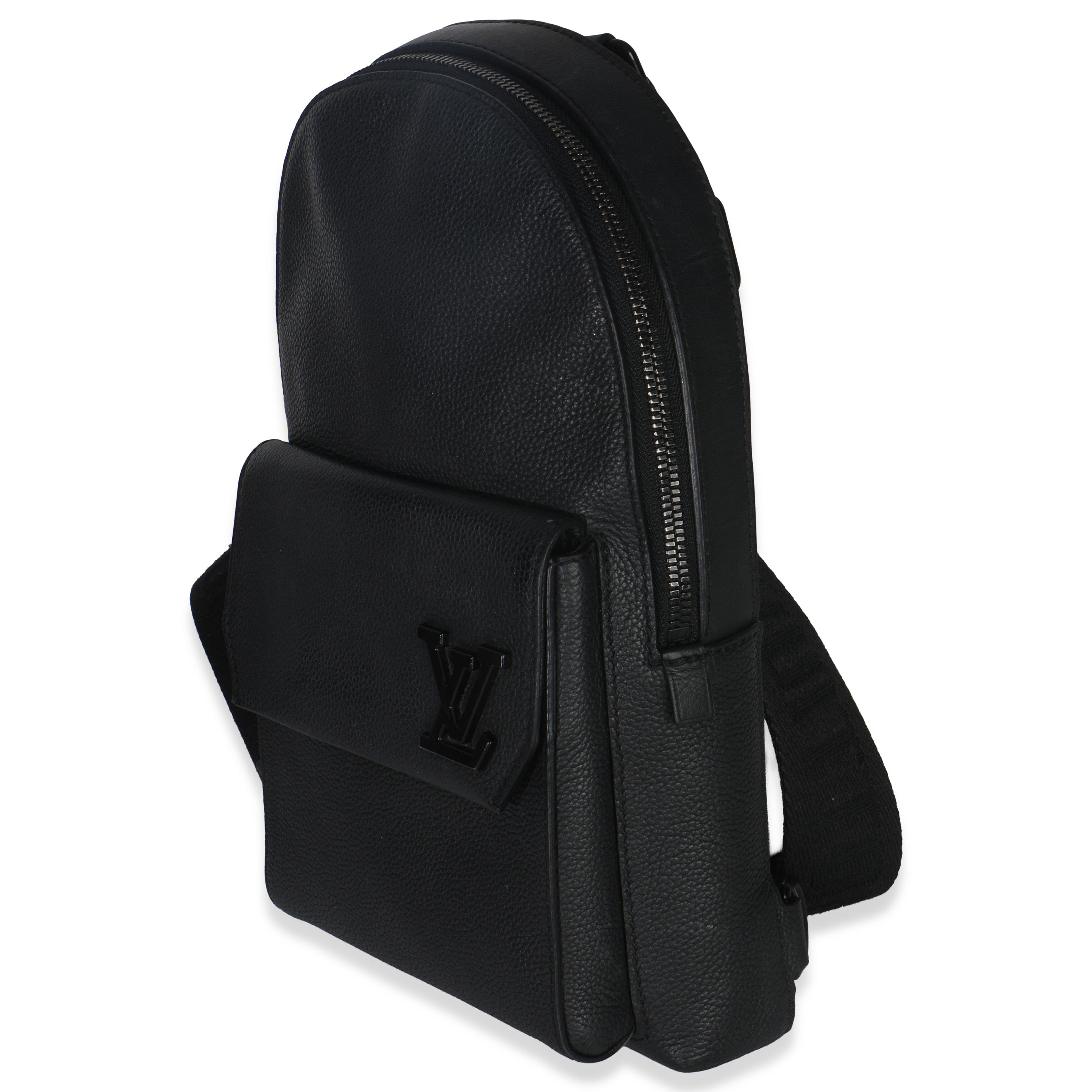 Louis Vuitton Black Waxy Calfskin Aerogram Pilot Slingbag