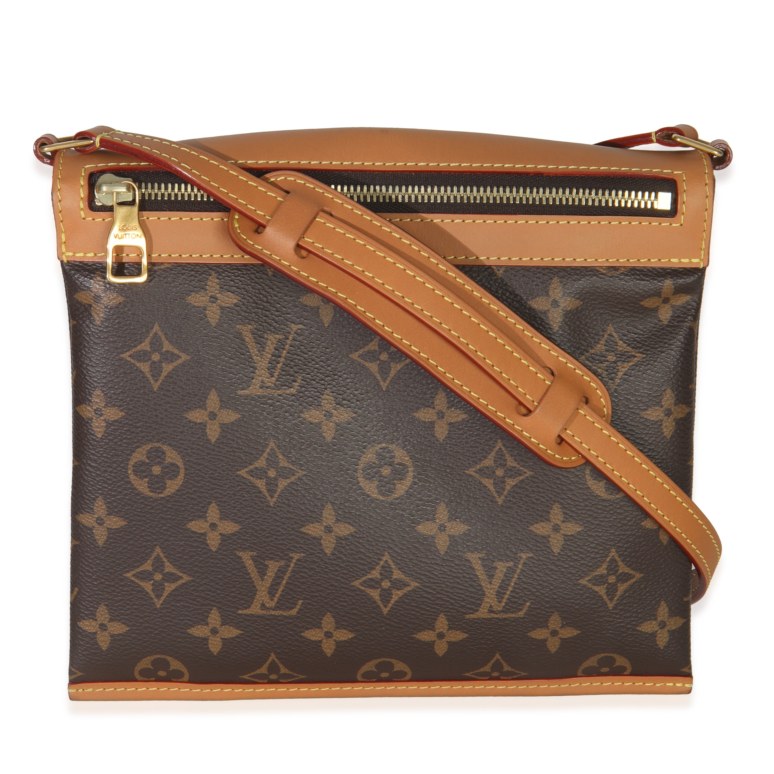 Louis Vuitton Monogram Canvas Legacy Saumur Messenger PM