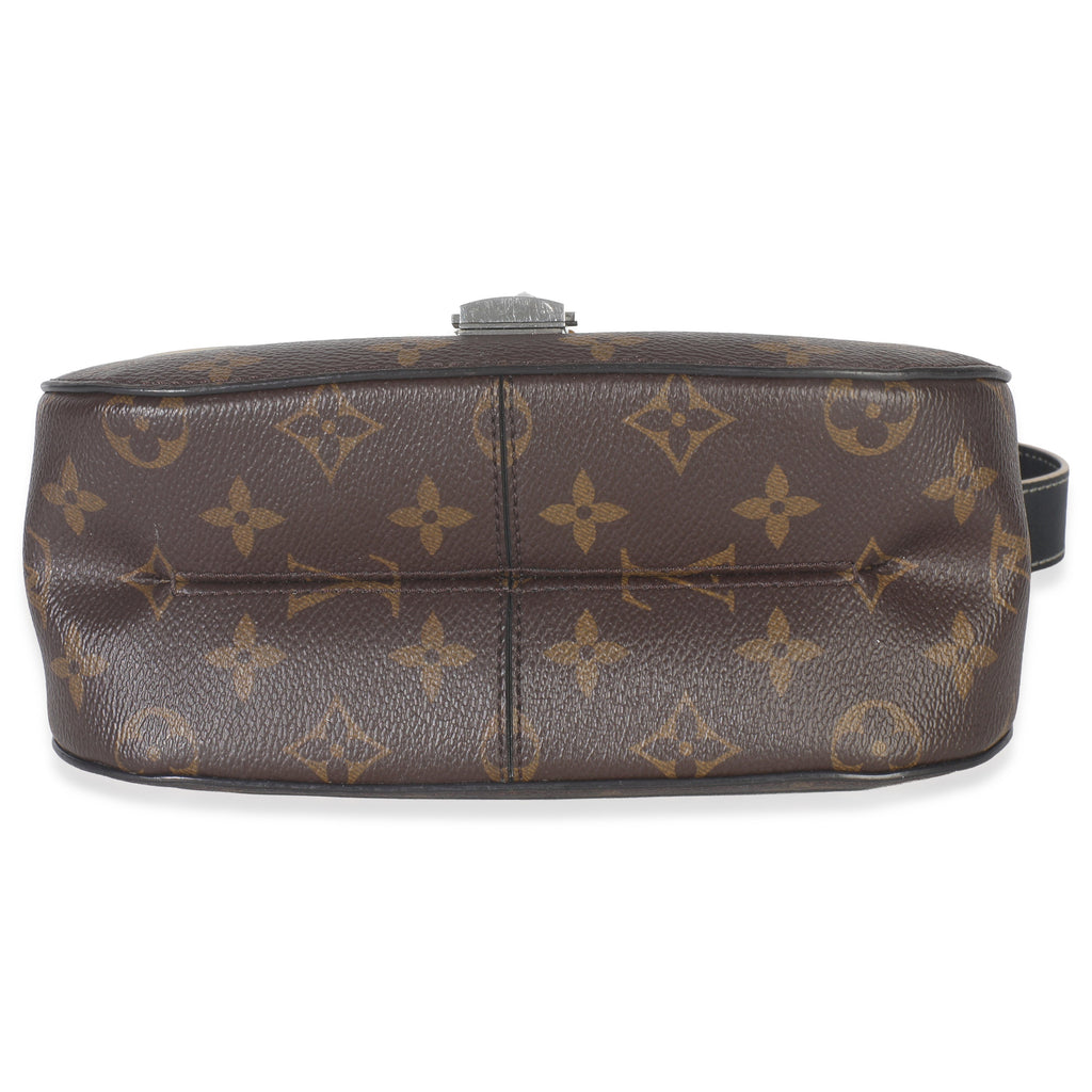 Louis Vuitton Black Monogram Canvas Chain It PM