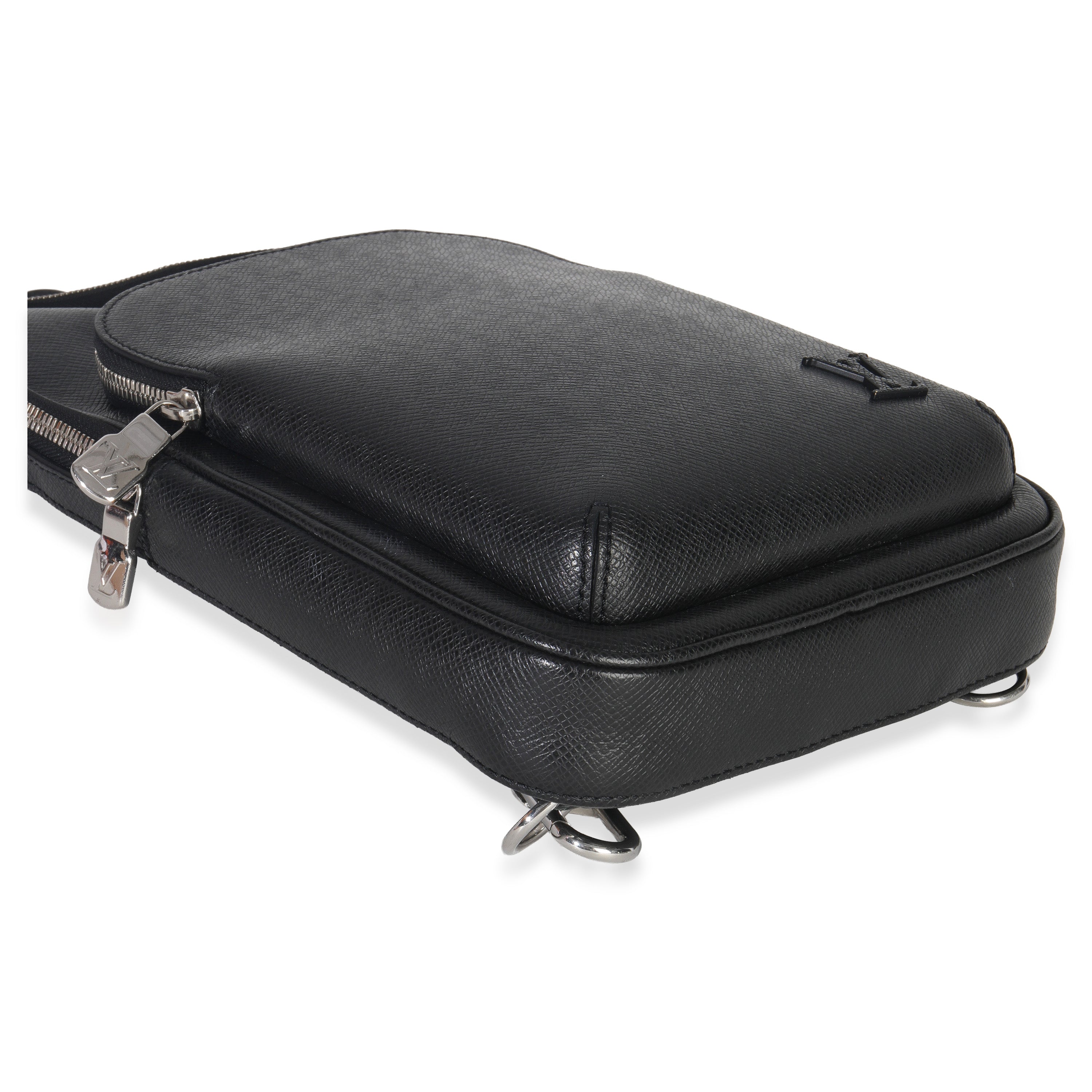 Louis Vuitton Black Taiga Avenue Sling Bag
