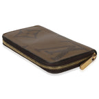 Louis Vuitton Giant Reverse Monogram Canvas Zippy Wallet