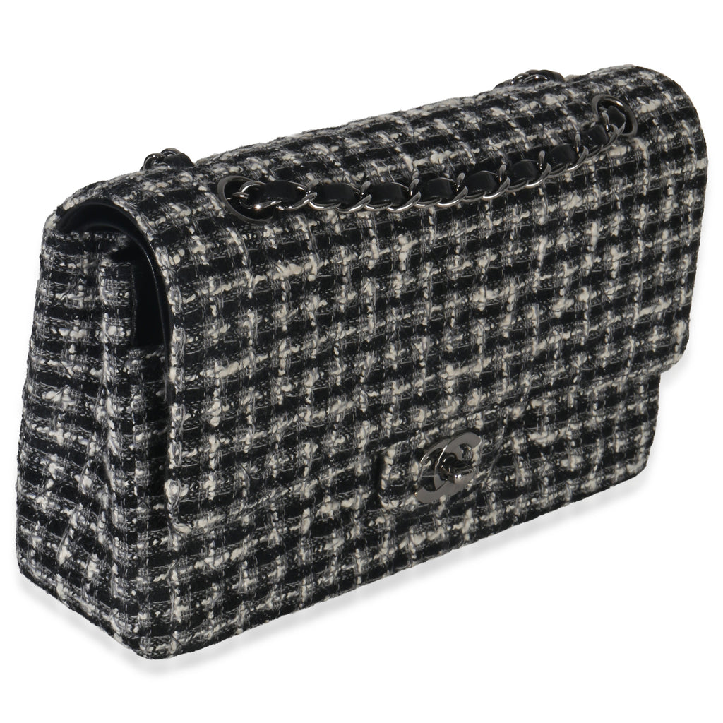 Chanel Black White Tweed Quilted Medium Classic Double Flap