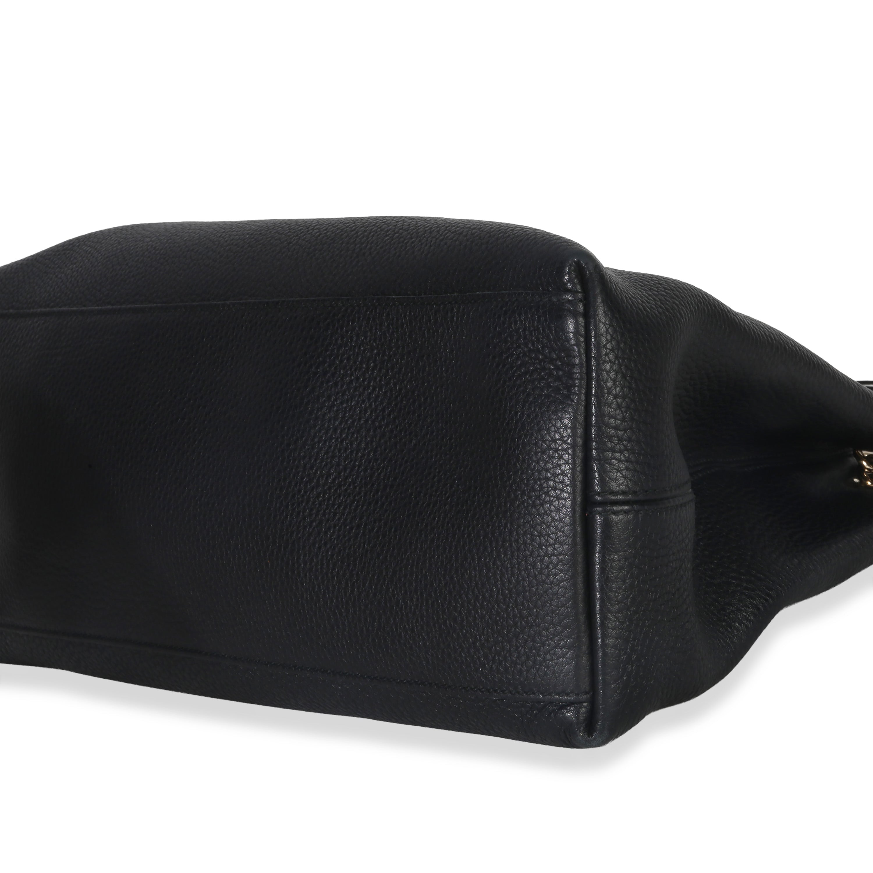 Gucci Black Pebbled Calfskin Medium Soho Chain Shoulder Bag