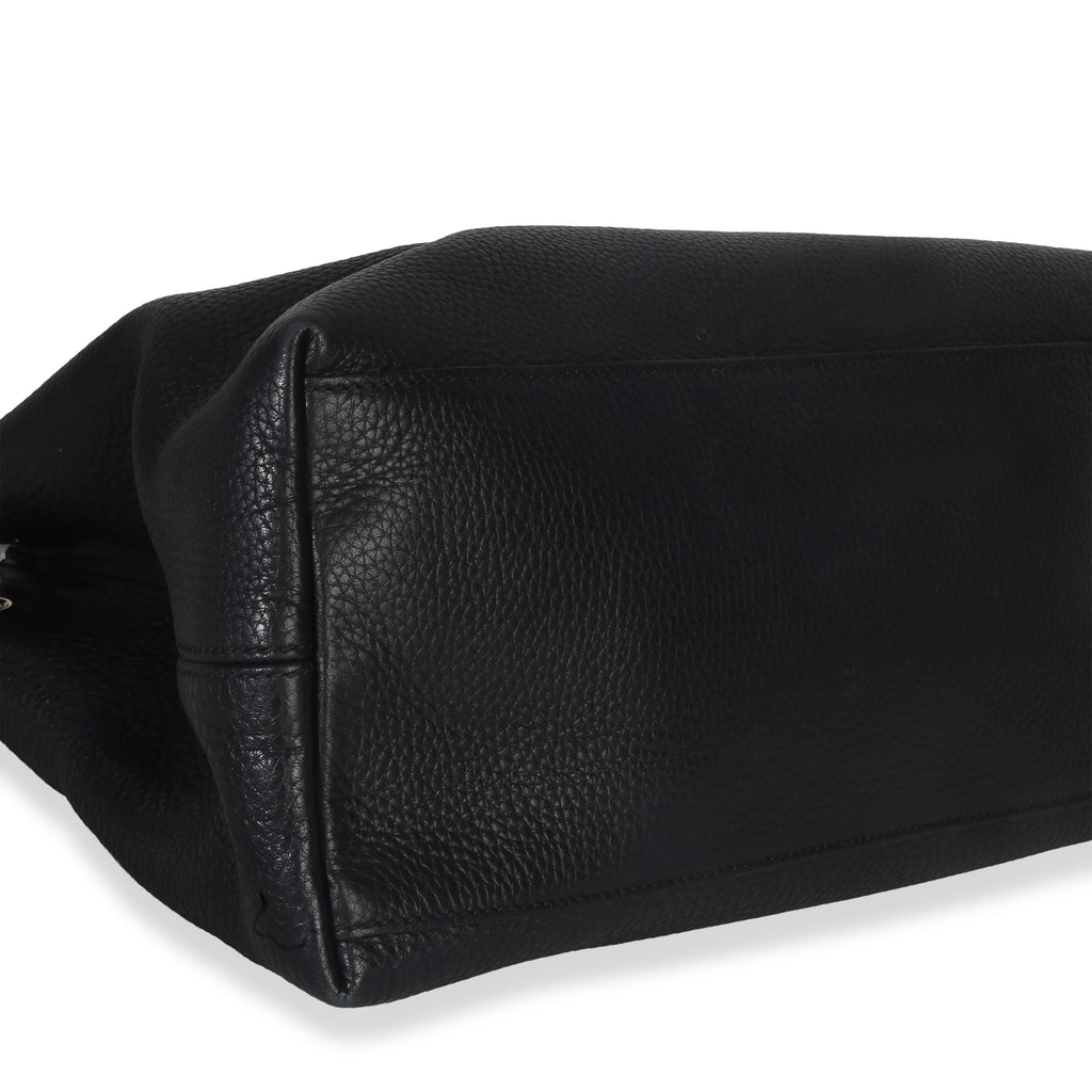 Gucci Black Pebbled Calfskin Medium Soho Chain Shoulder Bag
