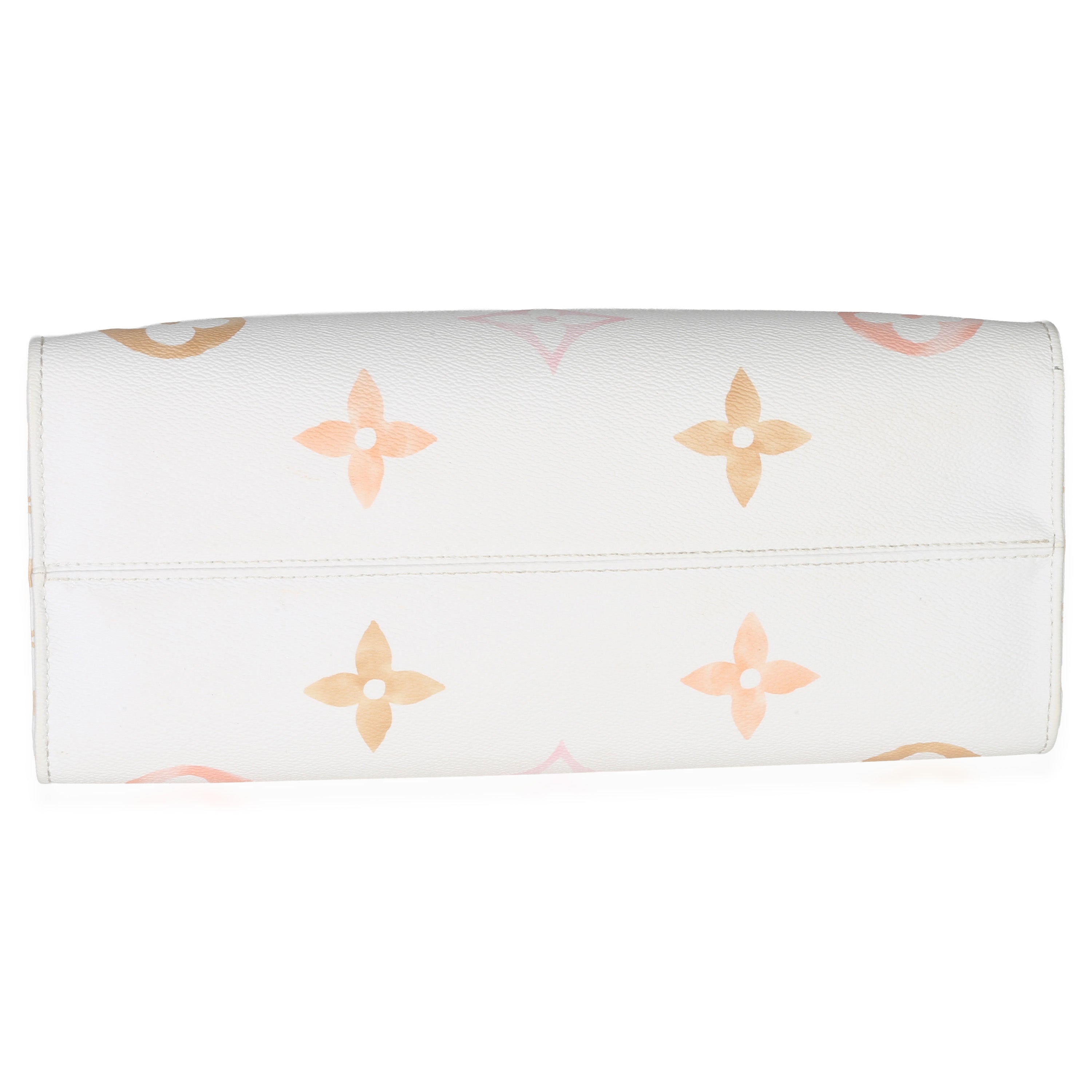 Louis Vuitton Monogram Giant By The Pool 2.0 Onthego MM