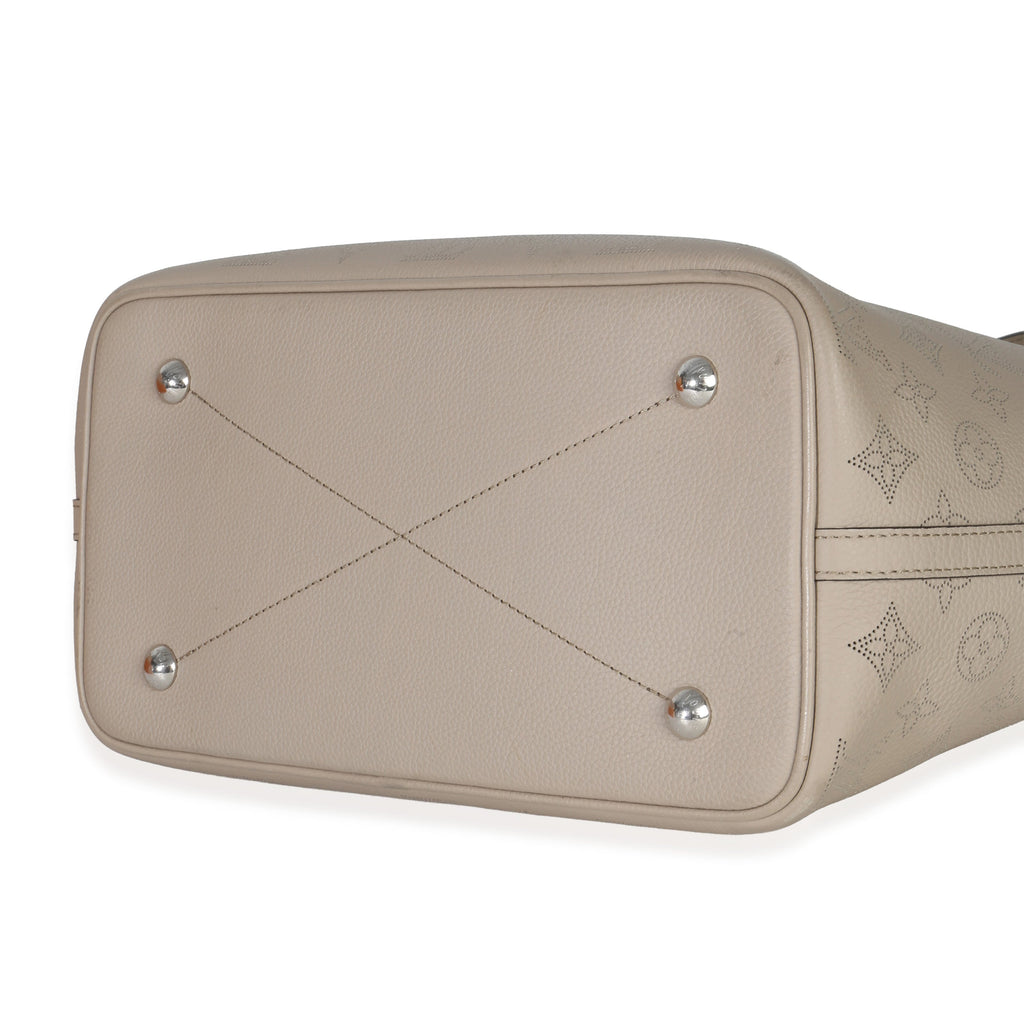 Louis Vuitton Galet Monogram Mahina Blossom MM