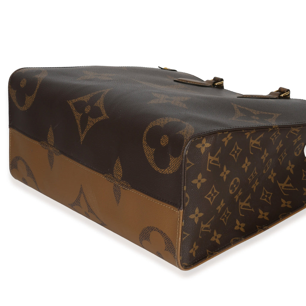 Louis Vuitton Reverse Monogram Giant Canvas Onthego MM
