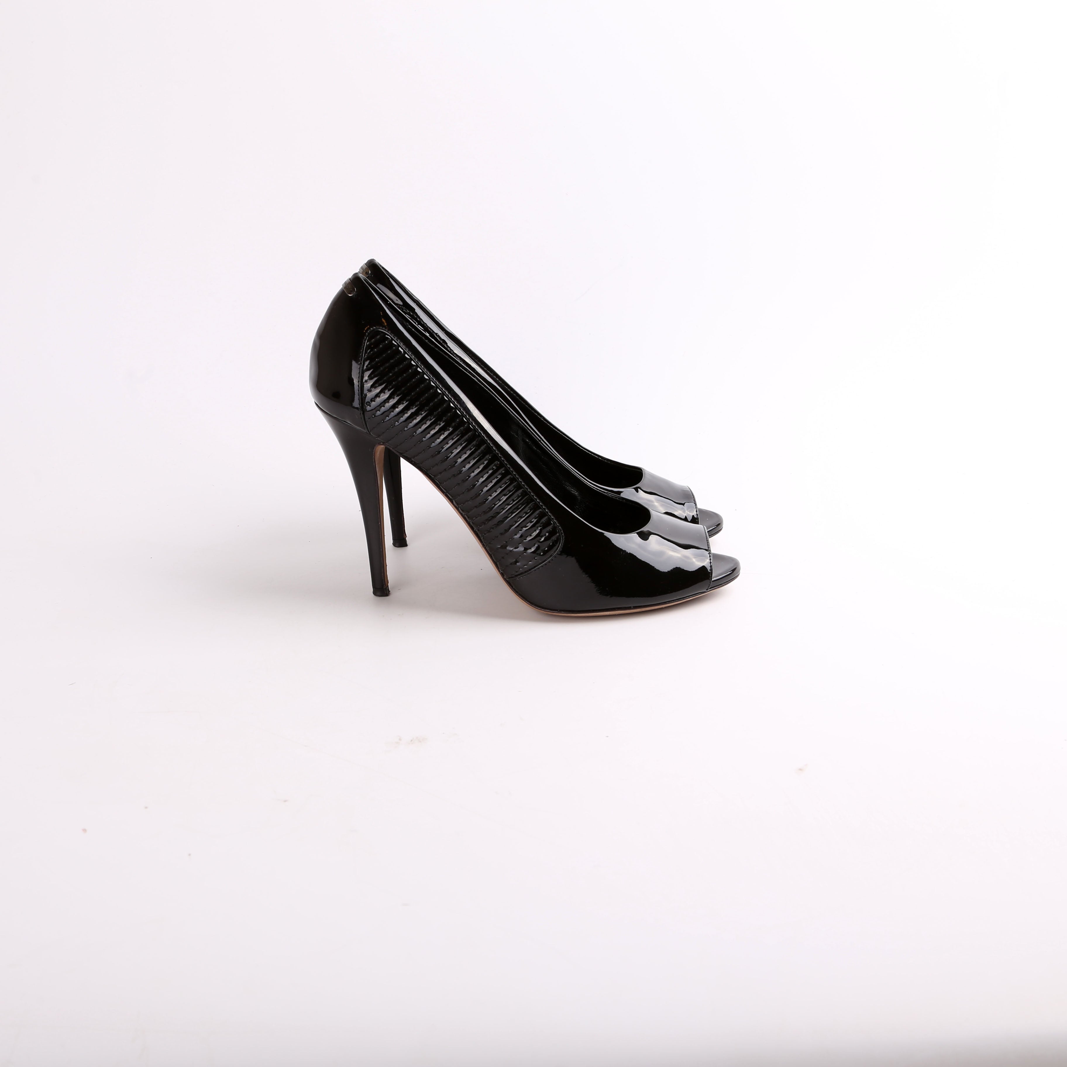 Burberry Round Open Toe Heels Size 39.5