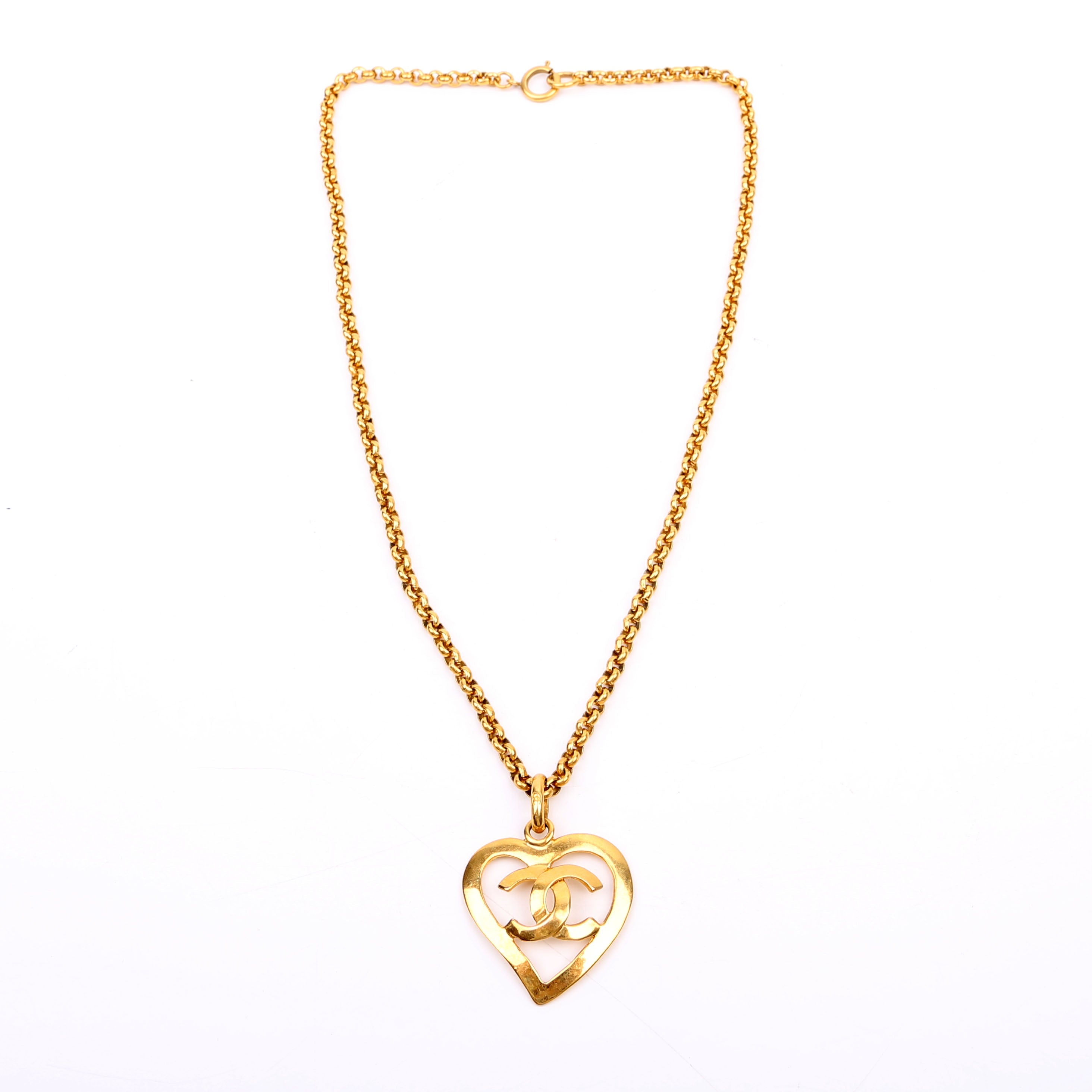 Chanel CC Heart Pendant Vintage Necklace Gold