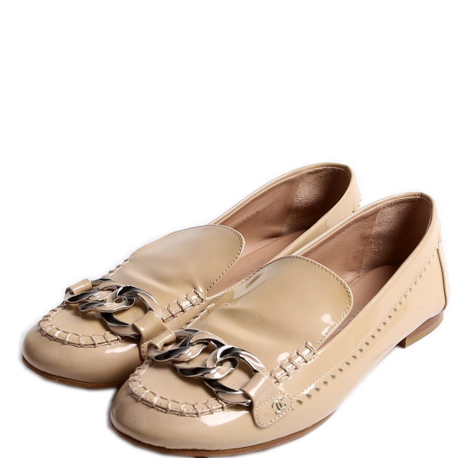 Chanel CC Chain Moccasin Loafers Patent Size 38.5 Tan