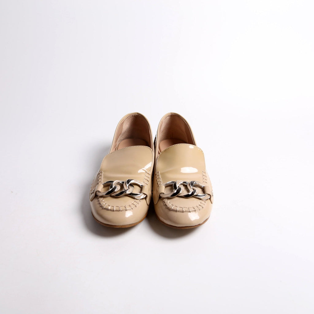 Chanel CC Chain Moccasin Loafers Patent Size 38.5 Tan