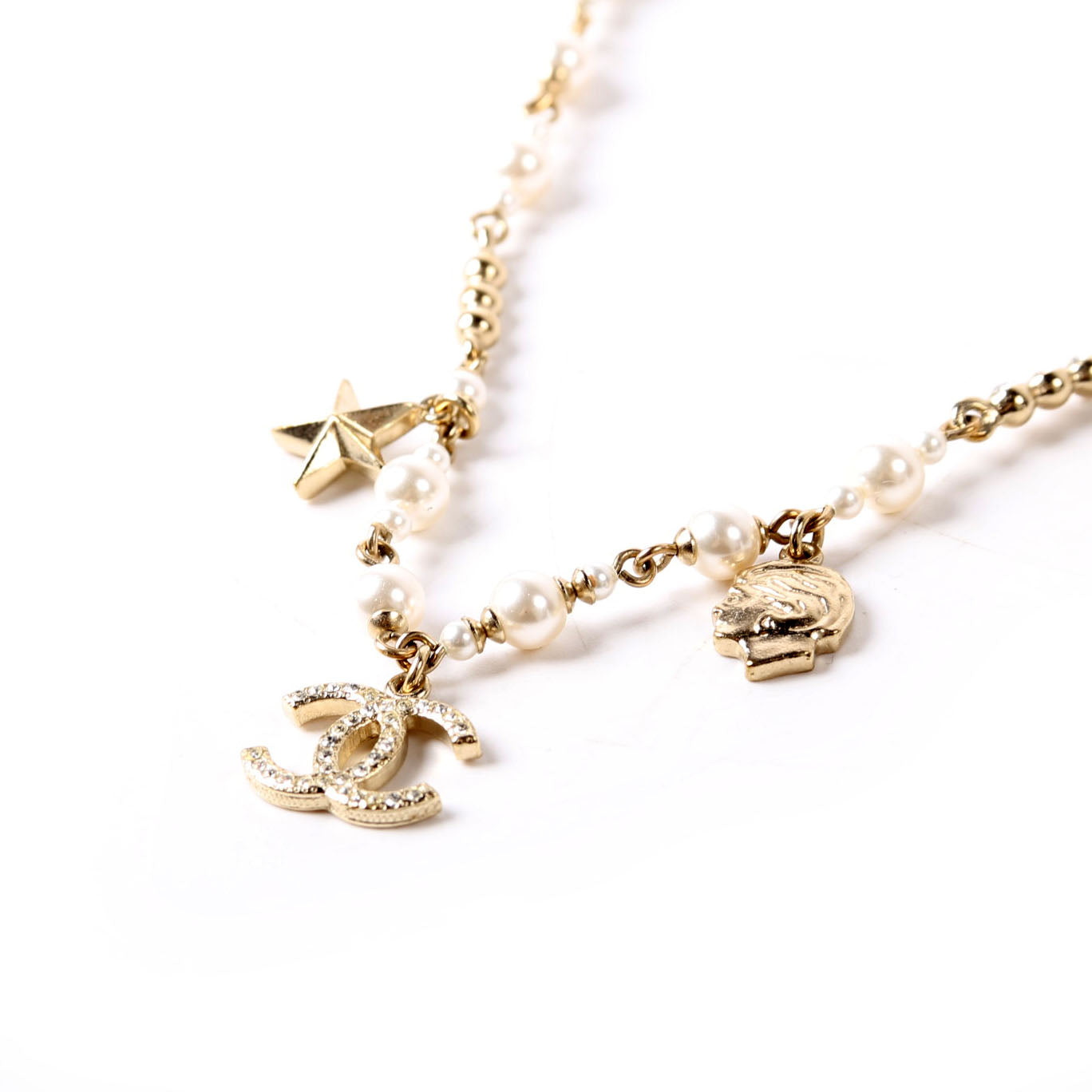 Chanel CC Charms Pearl Choker Necklace Gold/Pearl