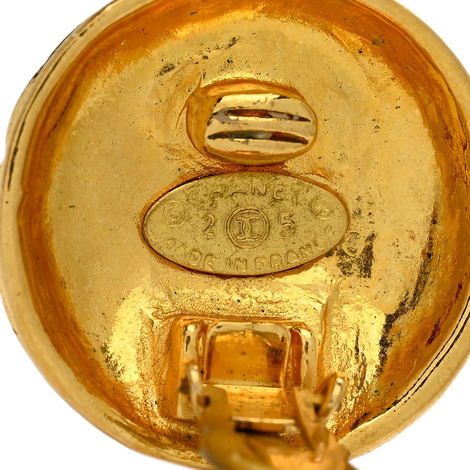 Chanel Metal Quilted Round CC Clip On Earrings Gold