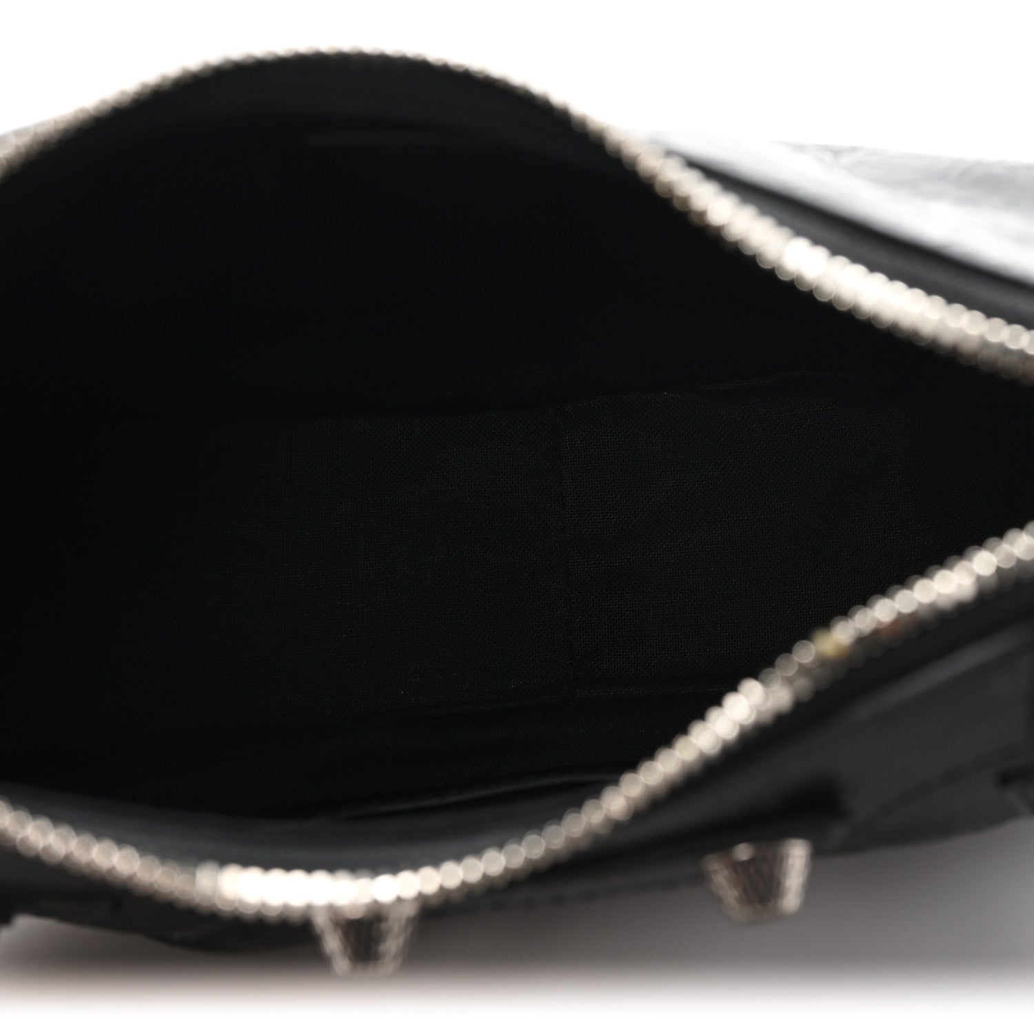 Balenciaga Agneau Arena Le Cagole Chain Shoulder Bag XS Black
