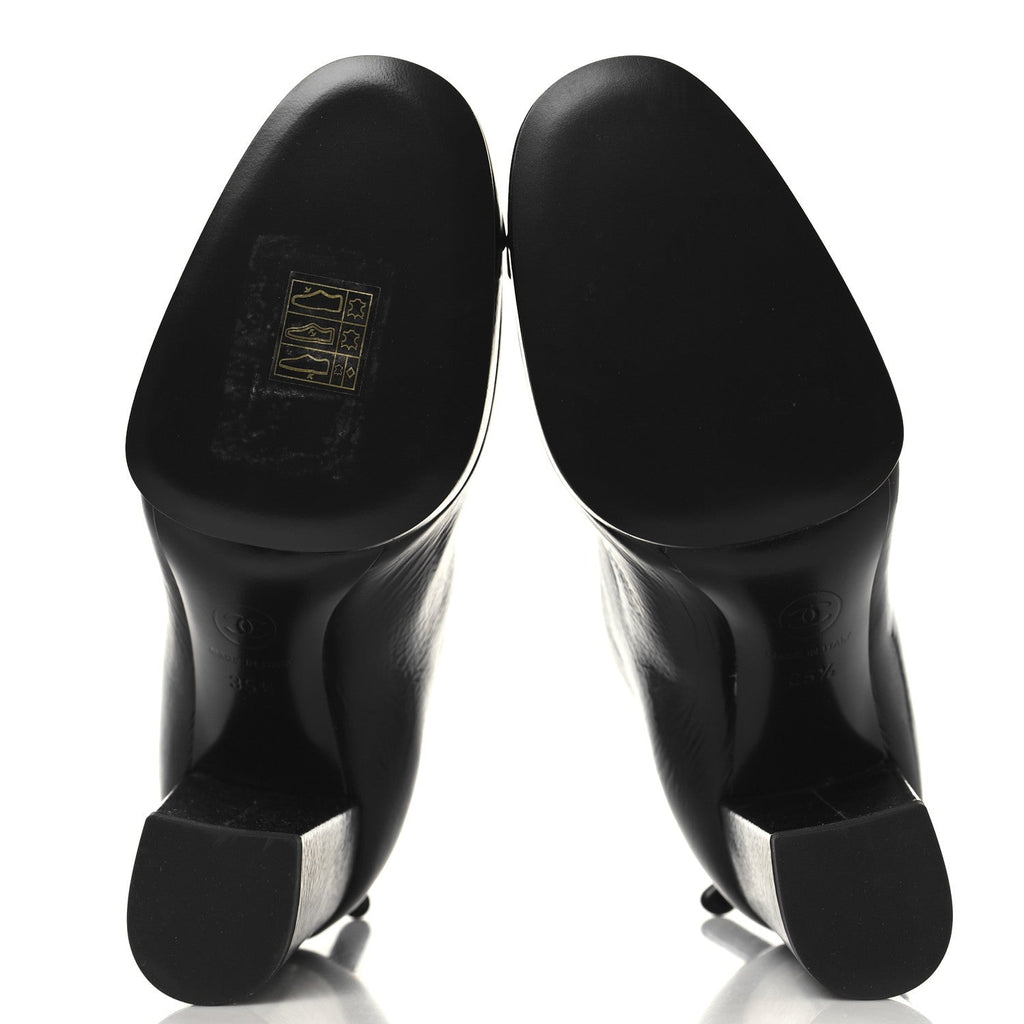Chanel Crumpled Calfskin Cap Toe CC Ankle Boots 35.5 Black