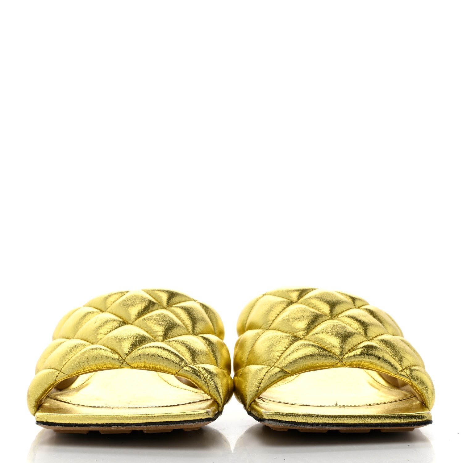 Bottega Veneta Metallic Nappa Reflection Matelasse Padded Kitten Heel Mule Sandals 39 Gold