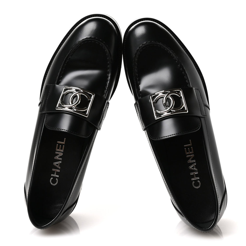 Chanel Calfskin Metal CC Loafers 40 Black