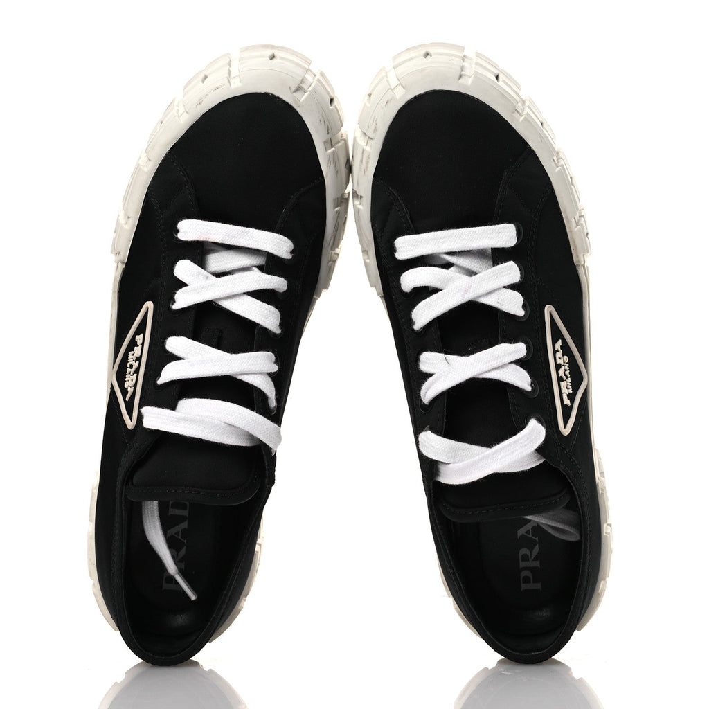 Prada Re-Nylon Gabardine Triangle Logo Double Wheel 50mm Sneakers 41.5 Black