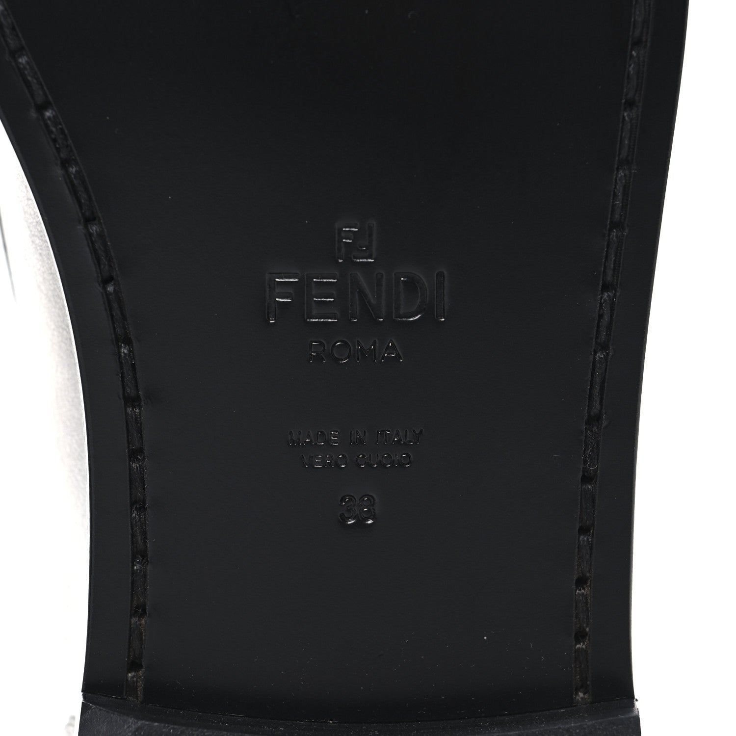 Fendi Metallic Vitello Womens Baguette Loafers 38 Argento