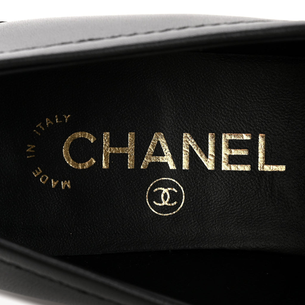 Chanel Lambskin Quilted CC Turnlock Loafers 37.5 Black