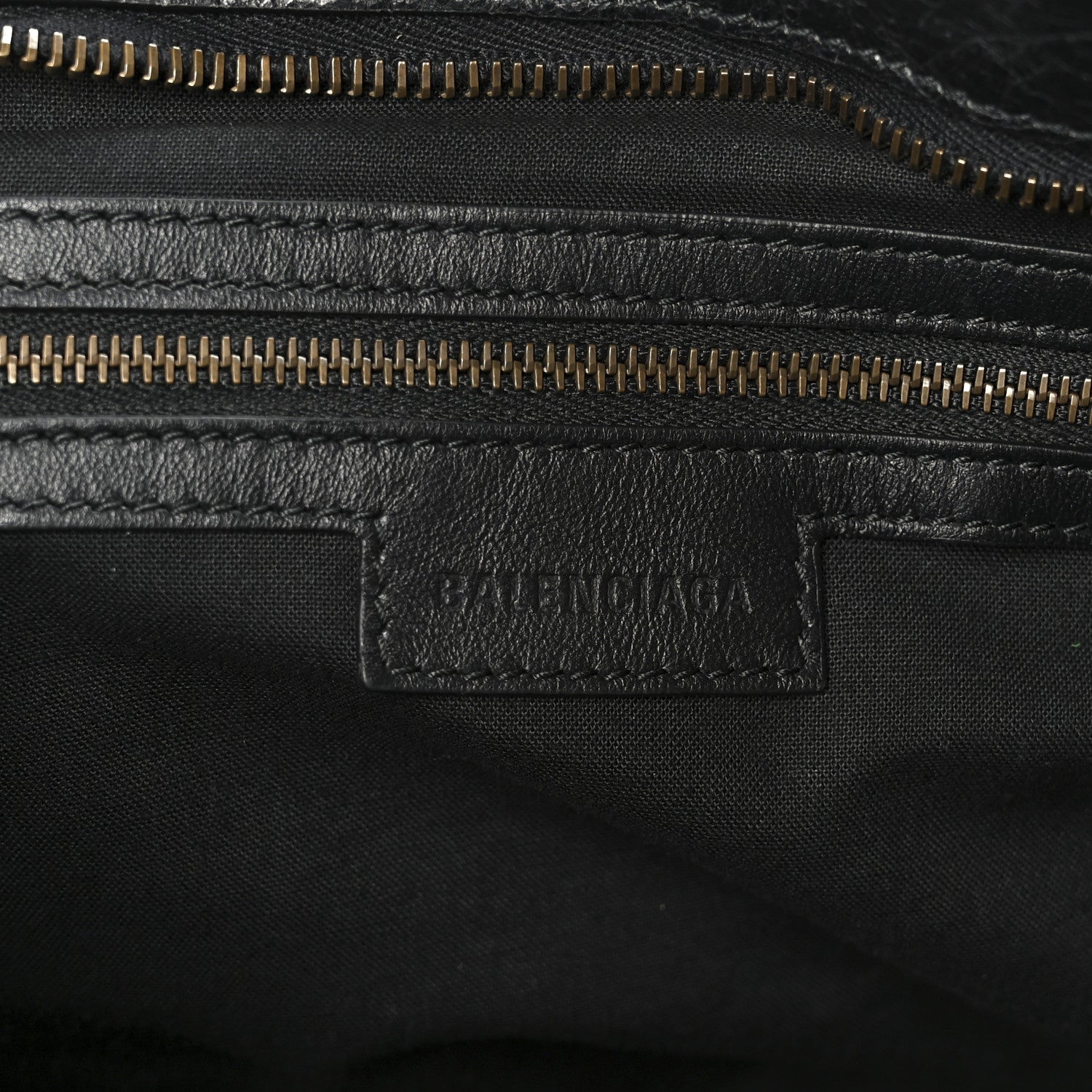 Balenciaga Agneau Arena Storico Classic Hardware Medium Le City Black