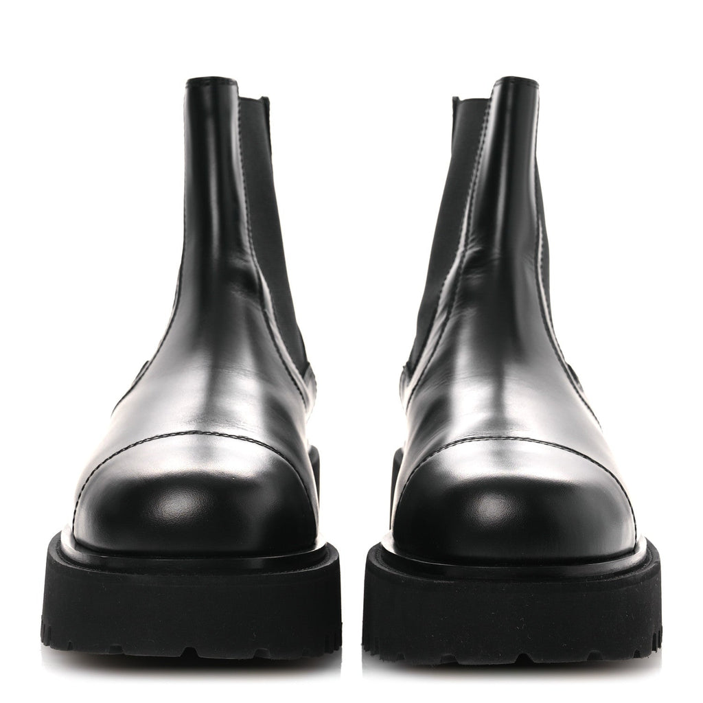 Chanel Calfskin Cap Toe CC Short Boots 41 Black