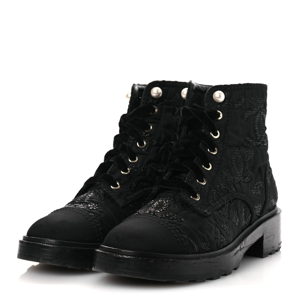 Chanel Grosgrain Tweed Pearl CC Combat Short Boots 39 Black