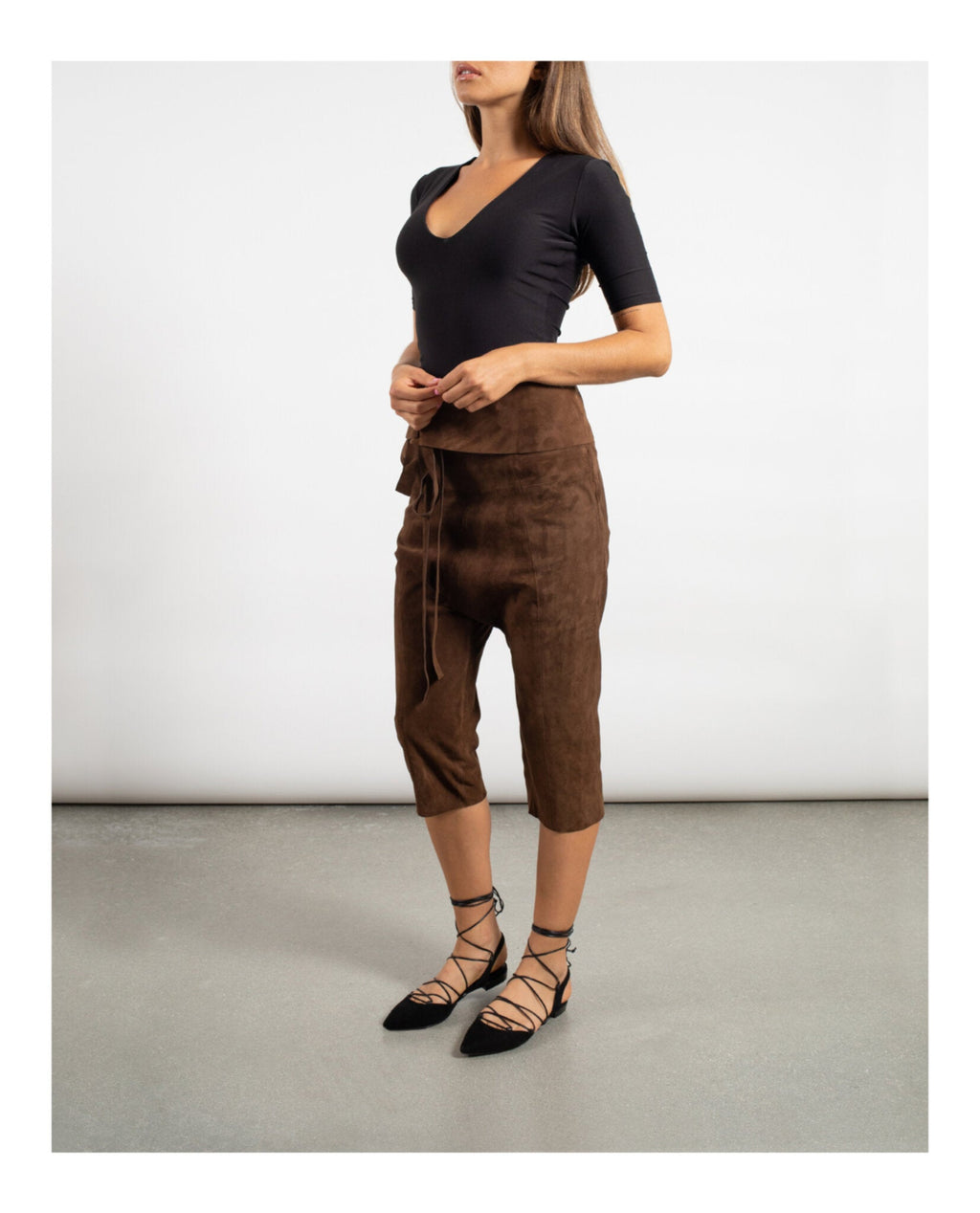 Saint Laurent Womens Cropped Suede Droped Shorts