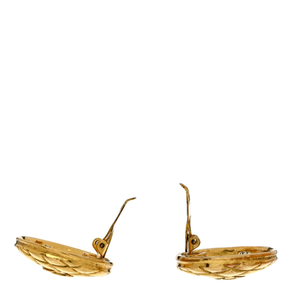 Chanel Metal Quilted Round CC Clip On Earrings Gold