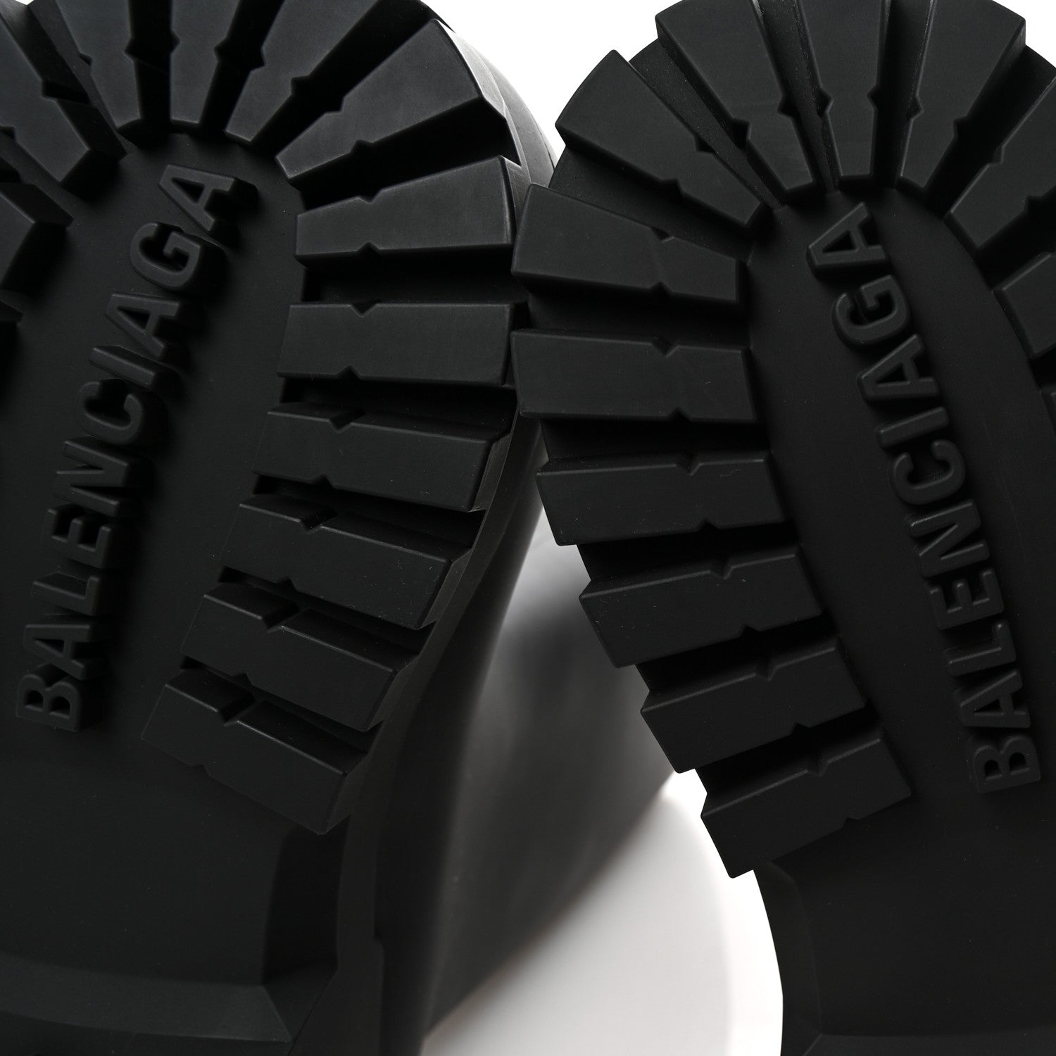 Balenciaga Rubber Bulldozer Rain Boots 39 Black